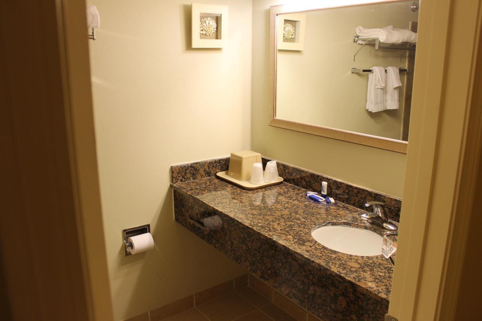 Cape Shore Inn photo 21