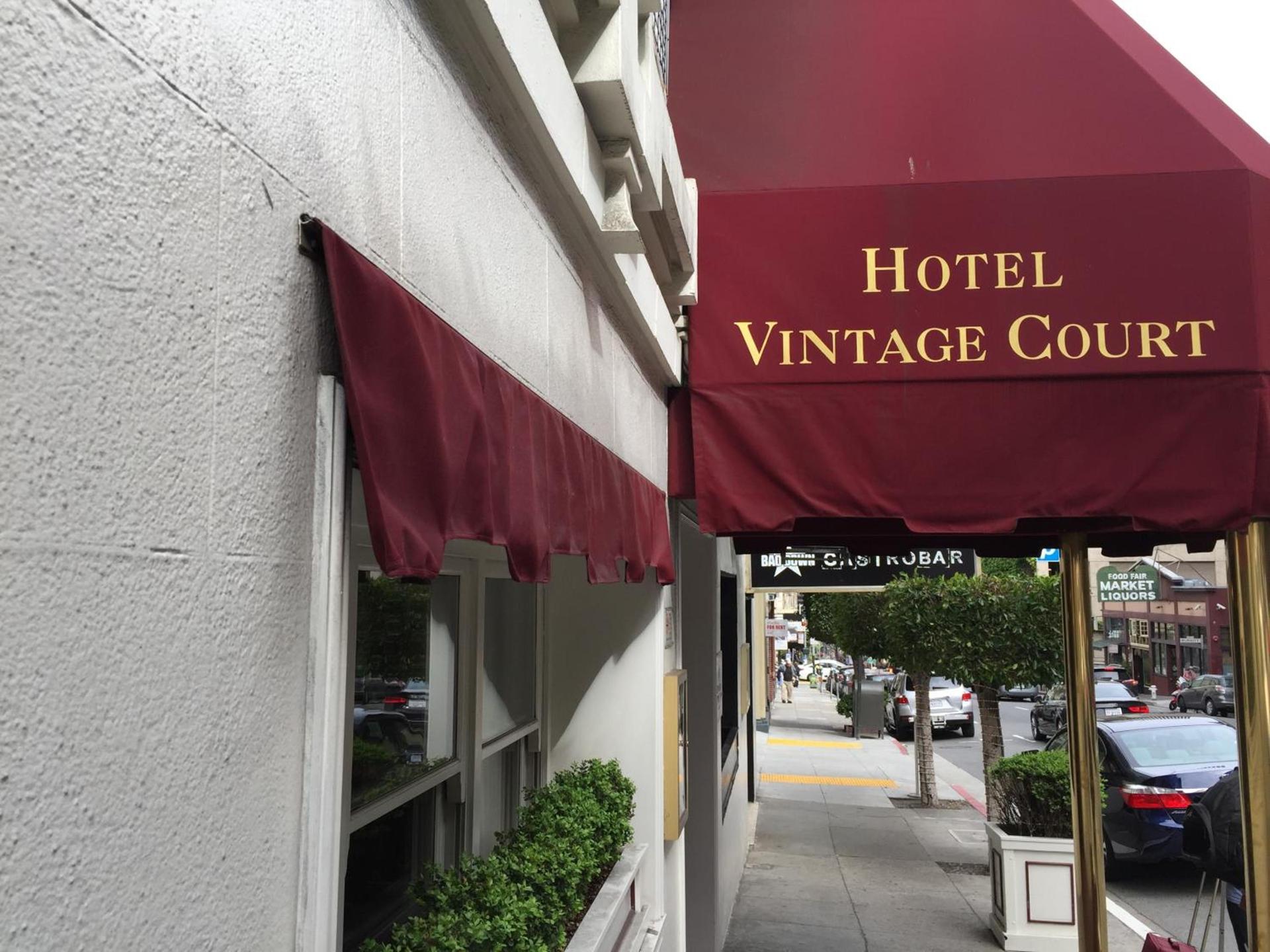 Executive Hotel Vintage Court photo 19