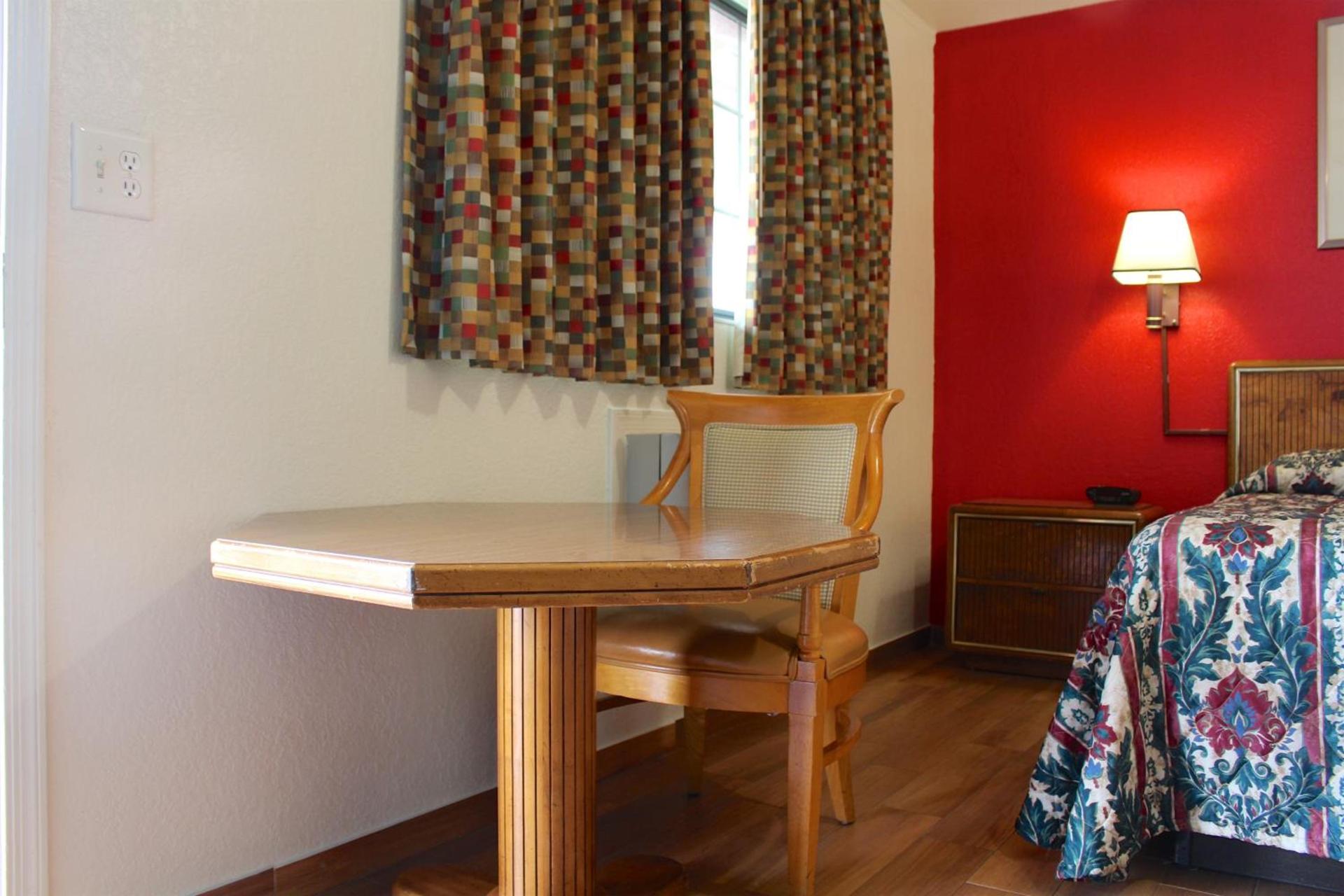 Starlite Motel photo 41