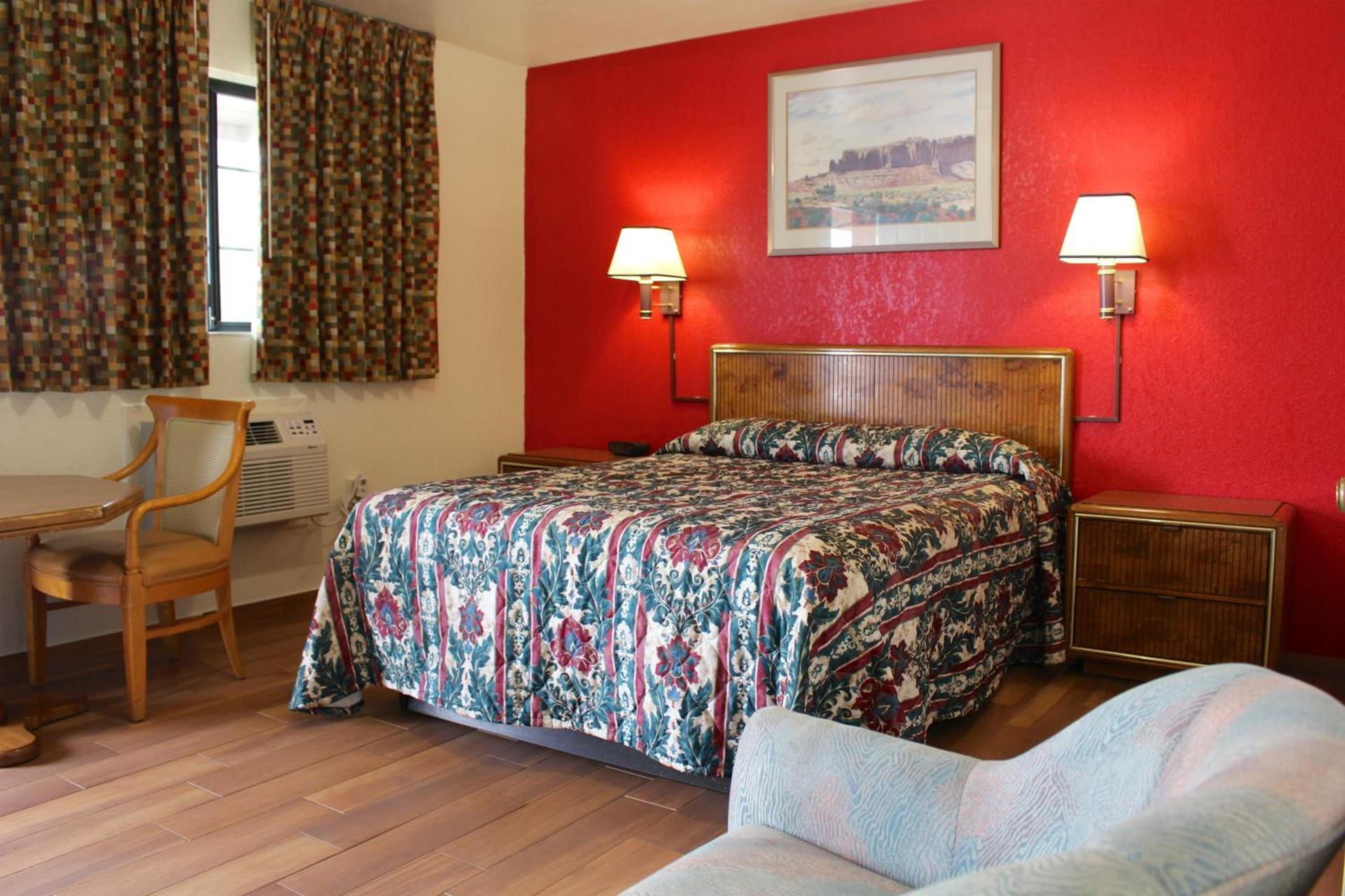 Starlite Motel photo 40