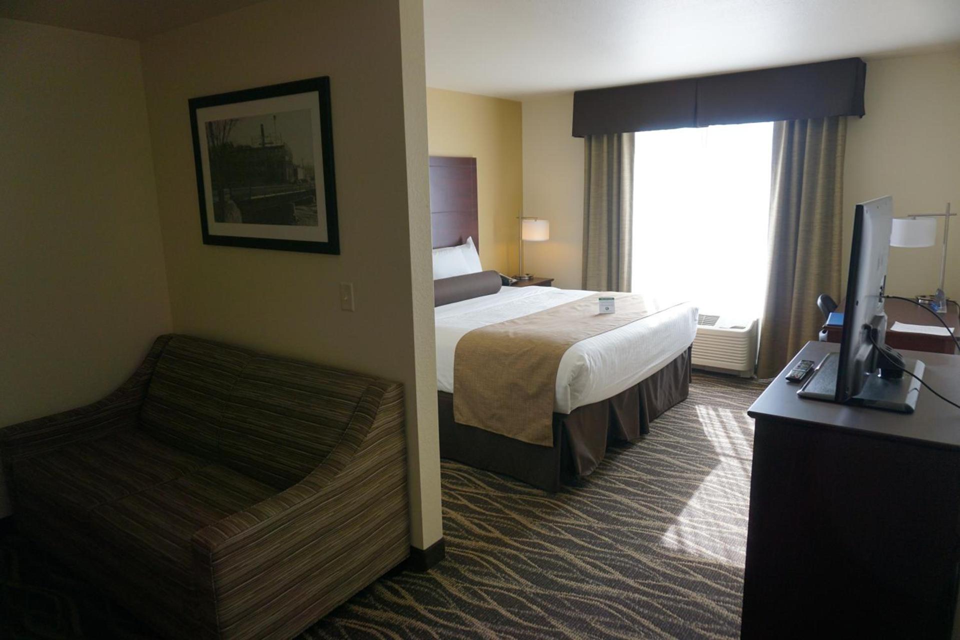 Cobblestone Hotel & Suites - Chippewa Falls photo 28