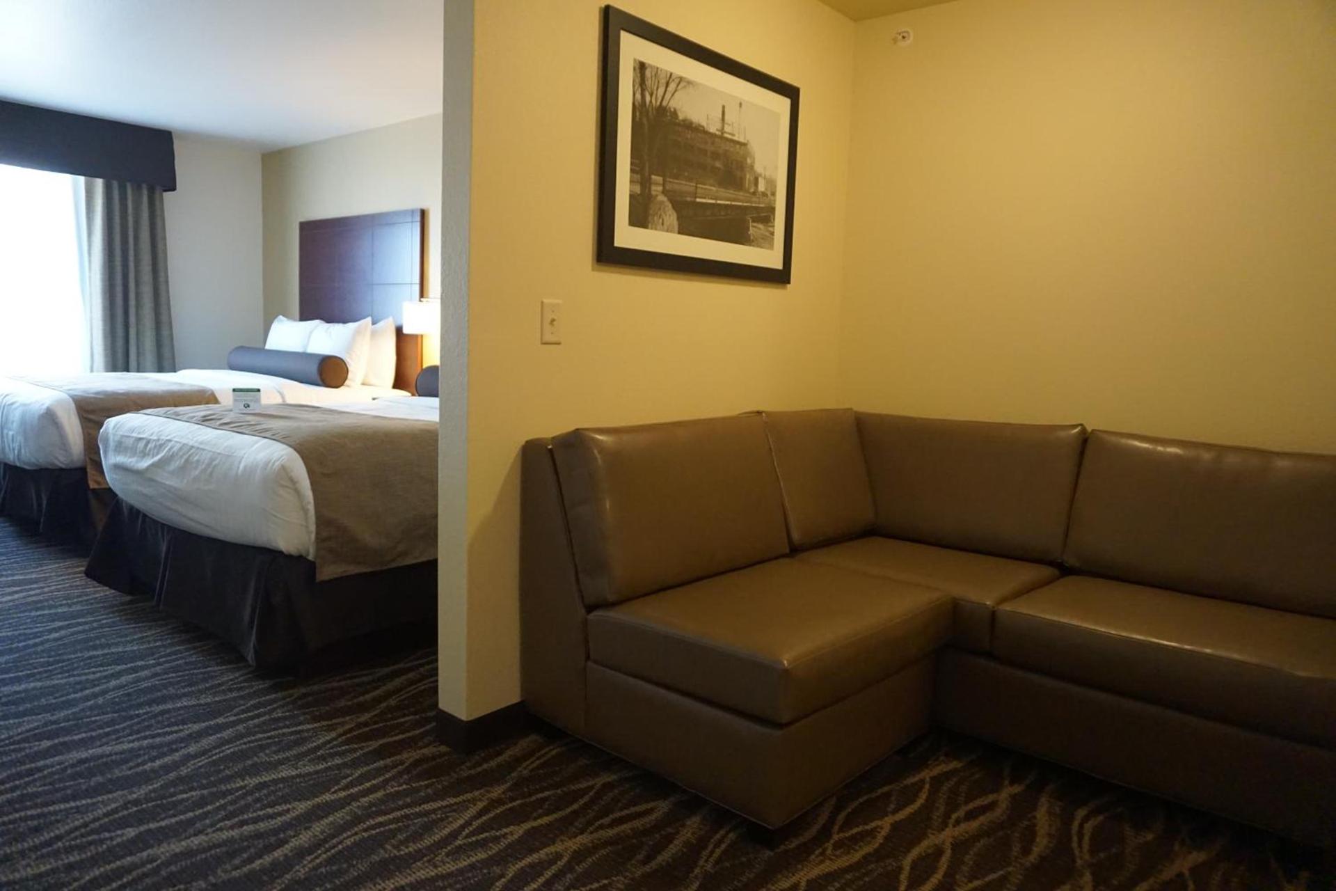 Cobblestone Hotel & Suites - Chippewa Falls photo 29