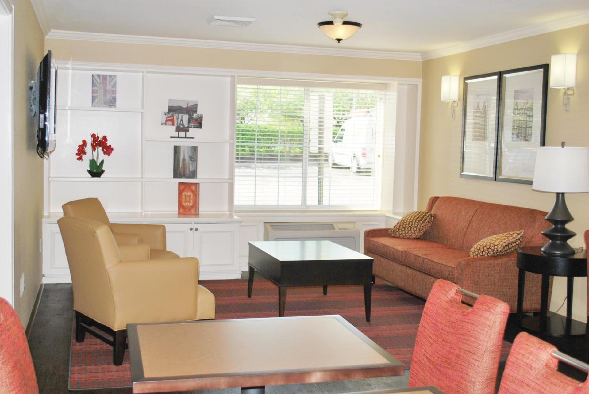 Extended Stay America Suites - St Louis - Westport - Central photo 7