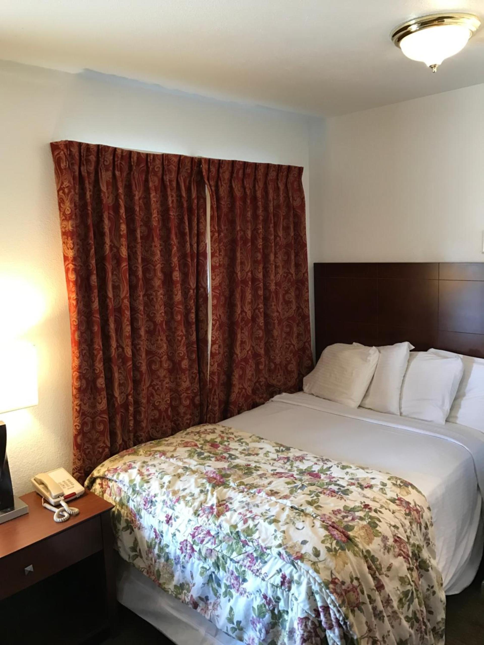 Gold Pan Lodge photo 17
