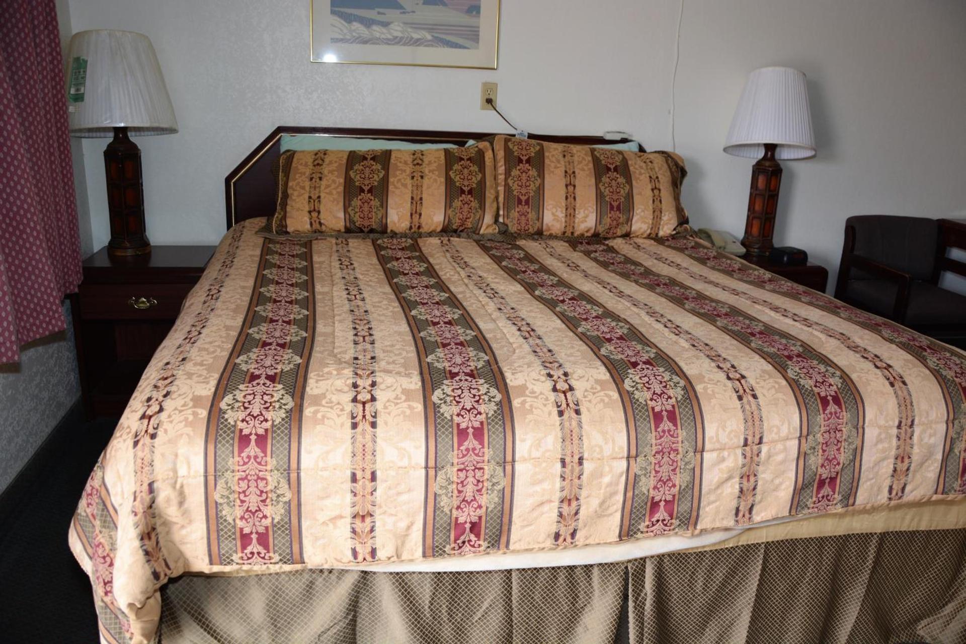 Budget Inn of Brownfield photo 11