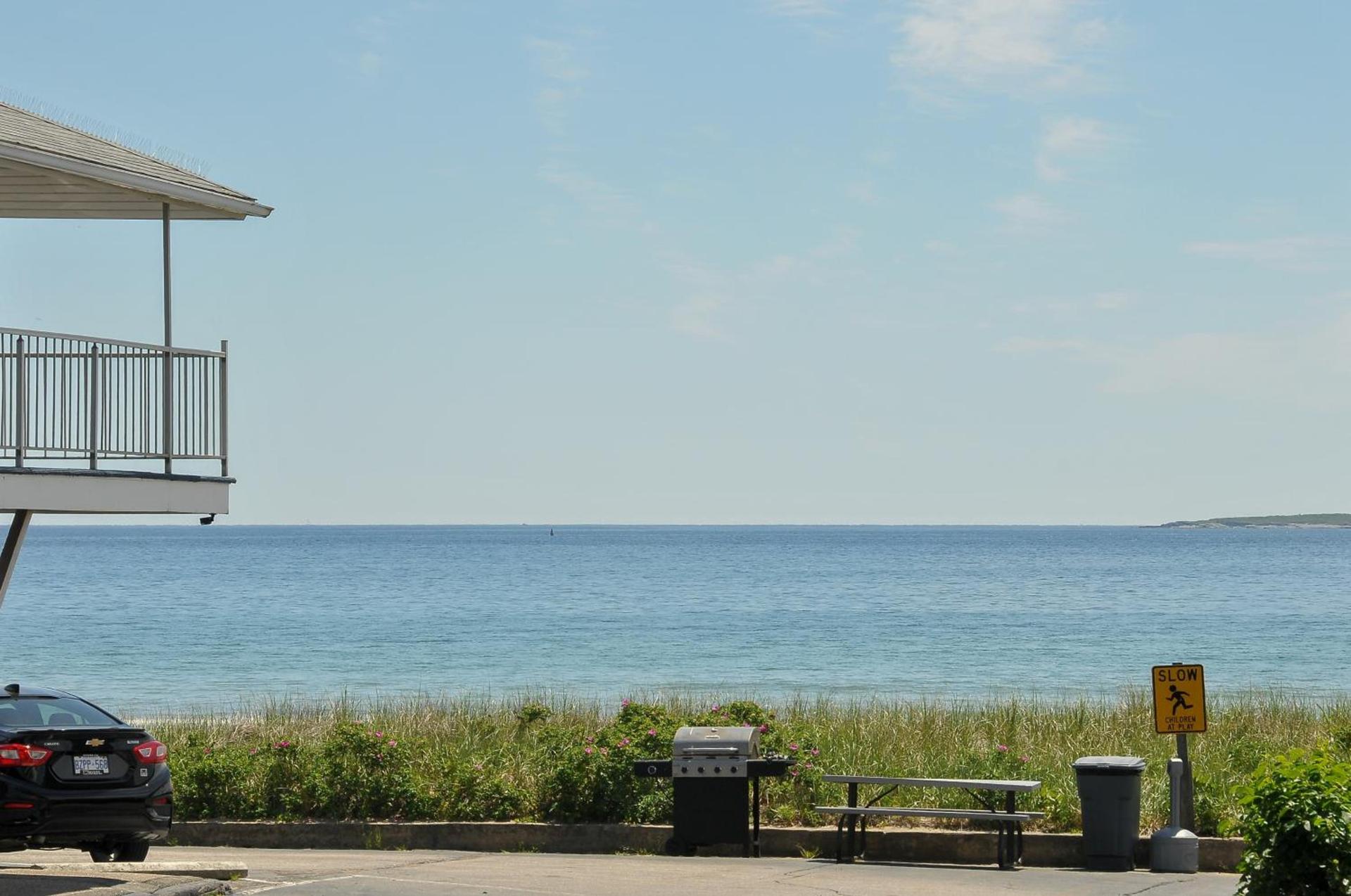 Friendship Oceanfront Suites photo 30