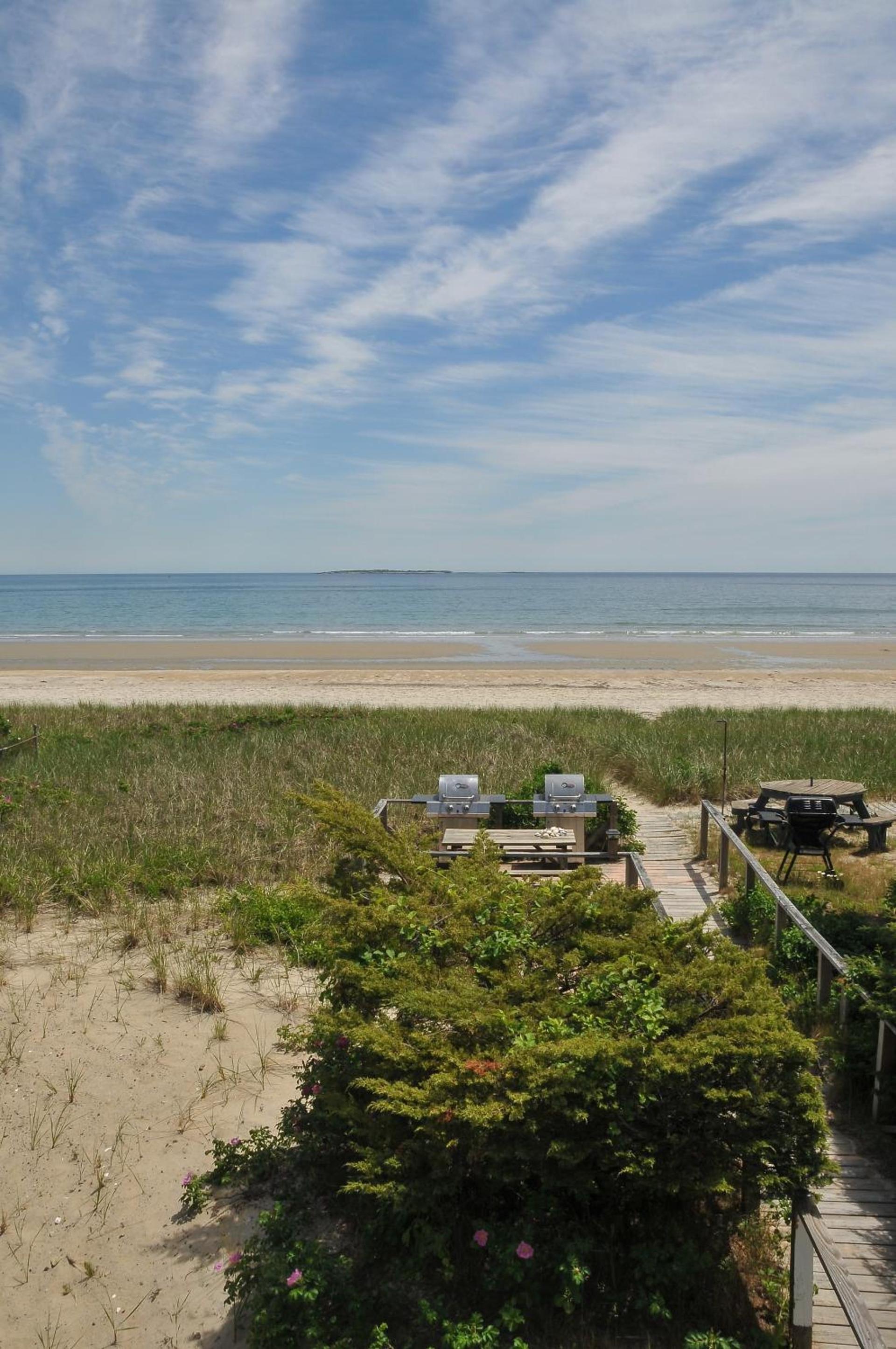 Friendship Oceanfront Suites photo 22