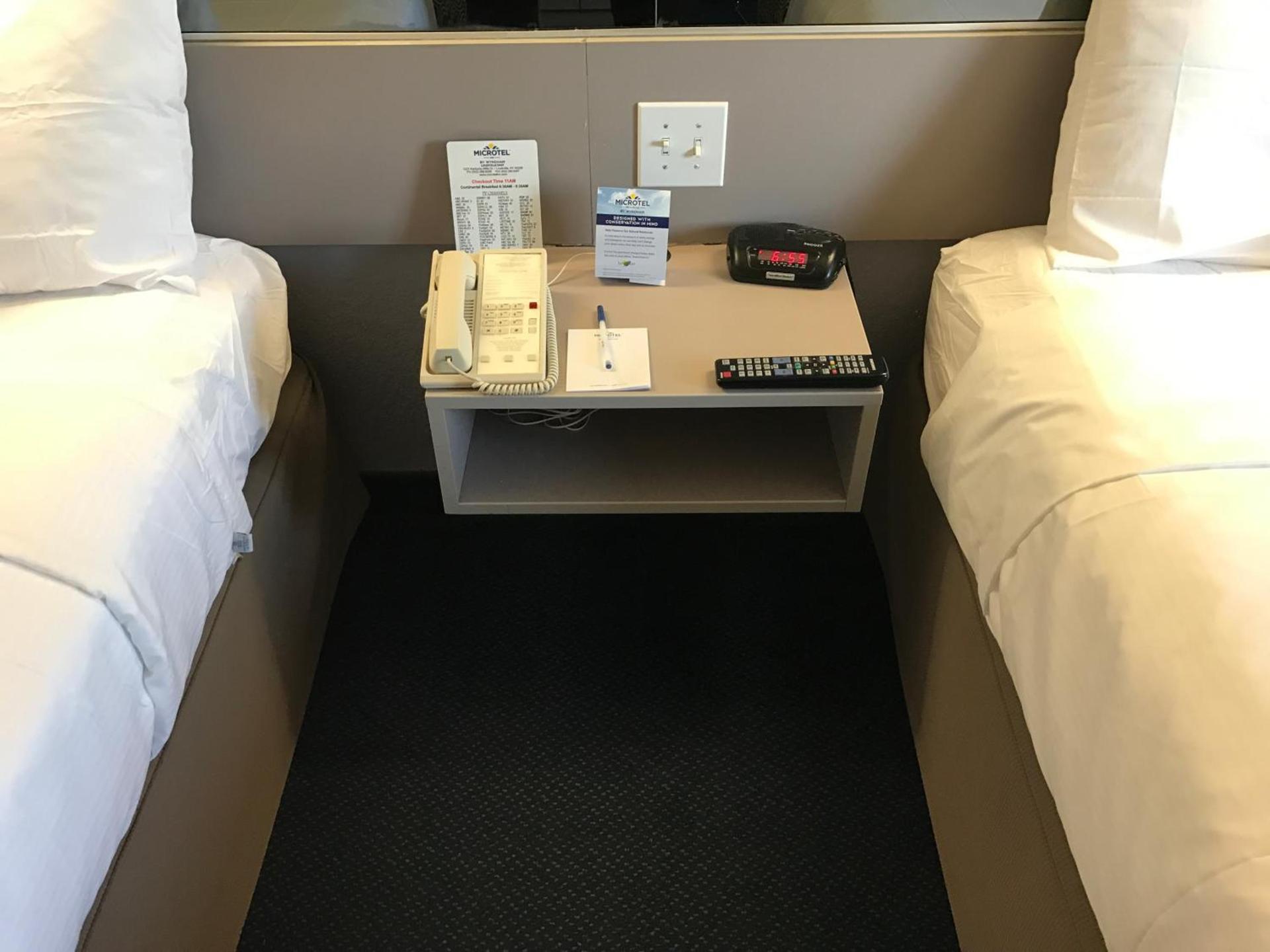 Microtel Inn By Wyndham Louisville East photo 19