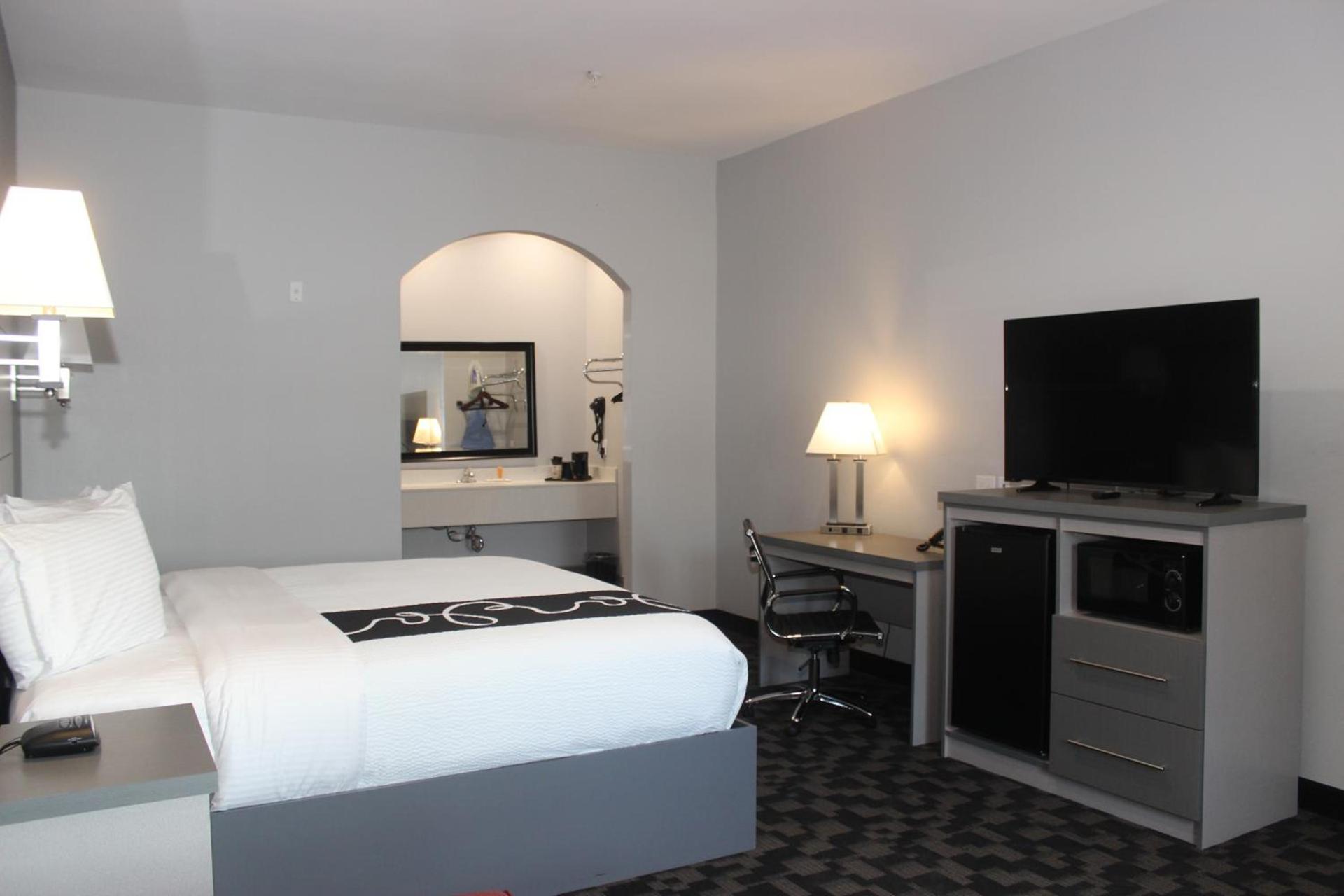 Paris Inn & Suites photo 28