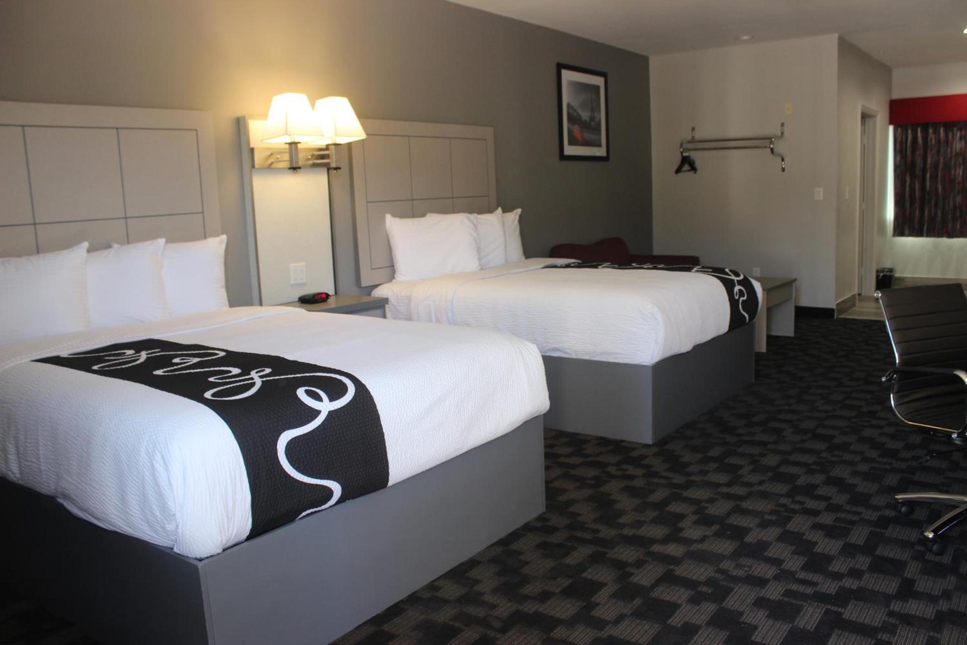 Paris Inn & Suites photo 23