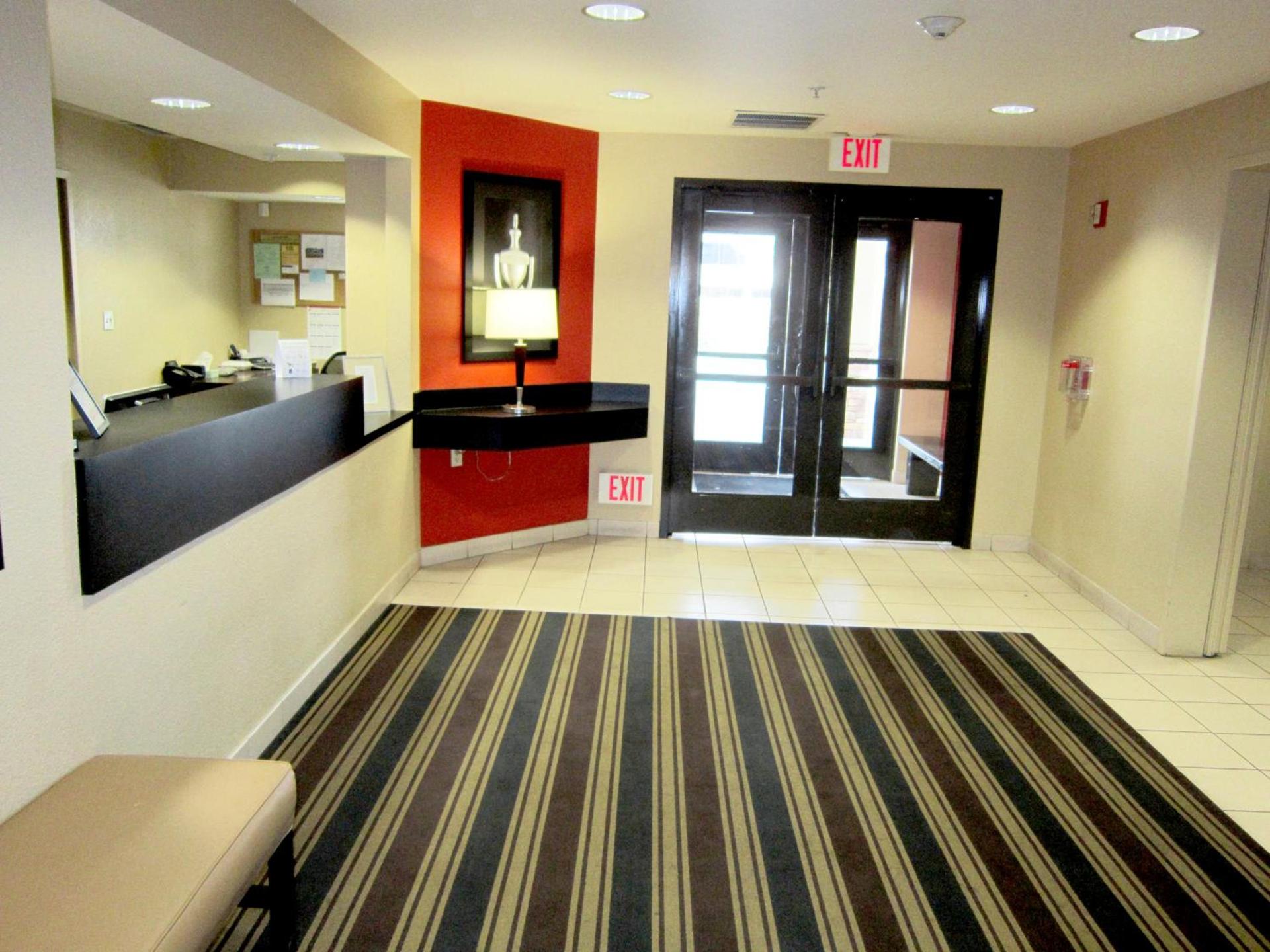 Studio 6 Suites Seattle Kent WA photo 39