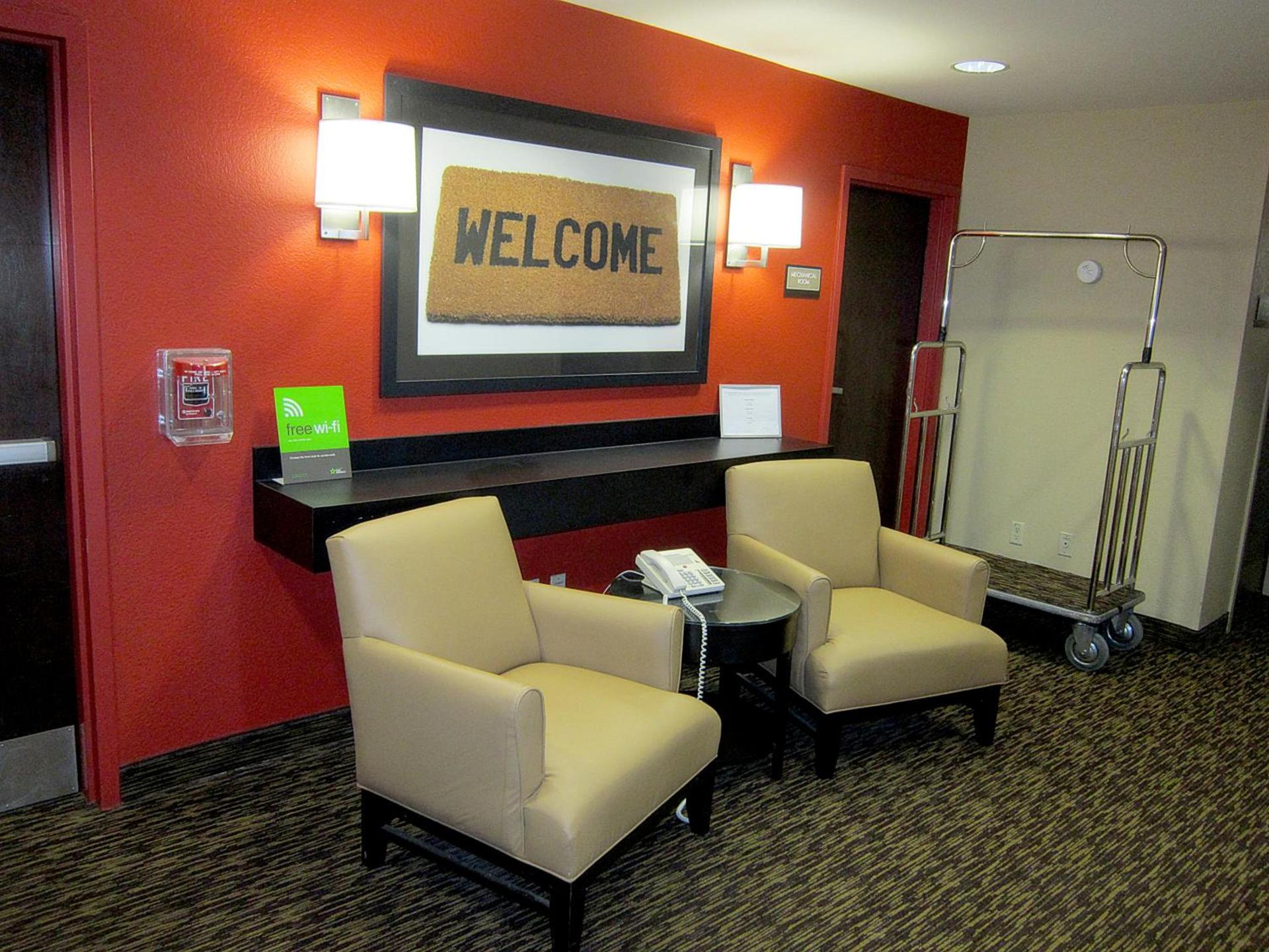 Studio 6 Suites Seattle Kent WA photo 40