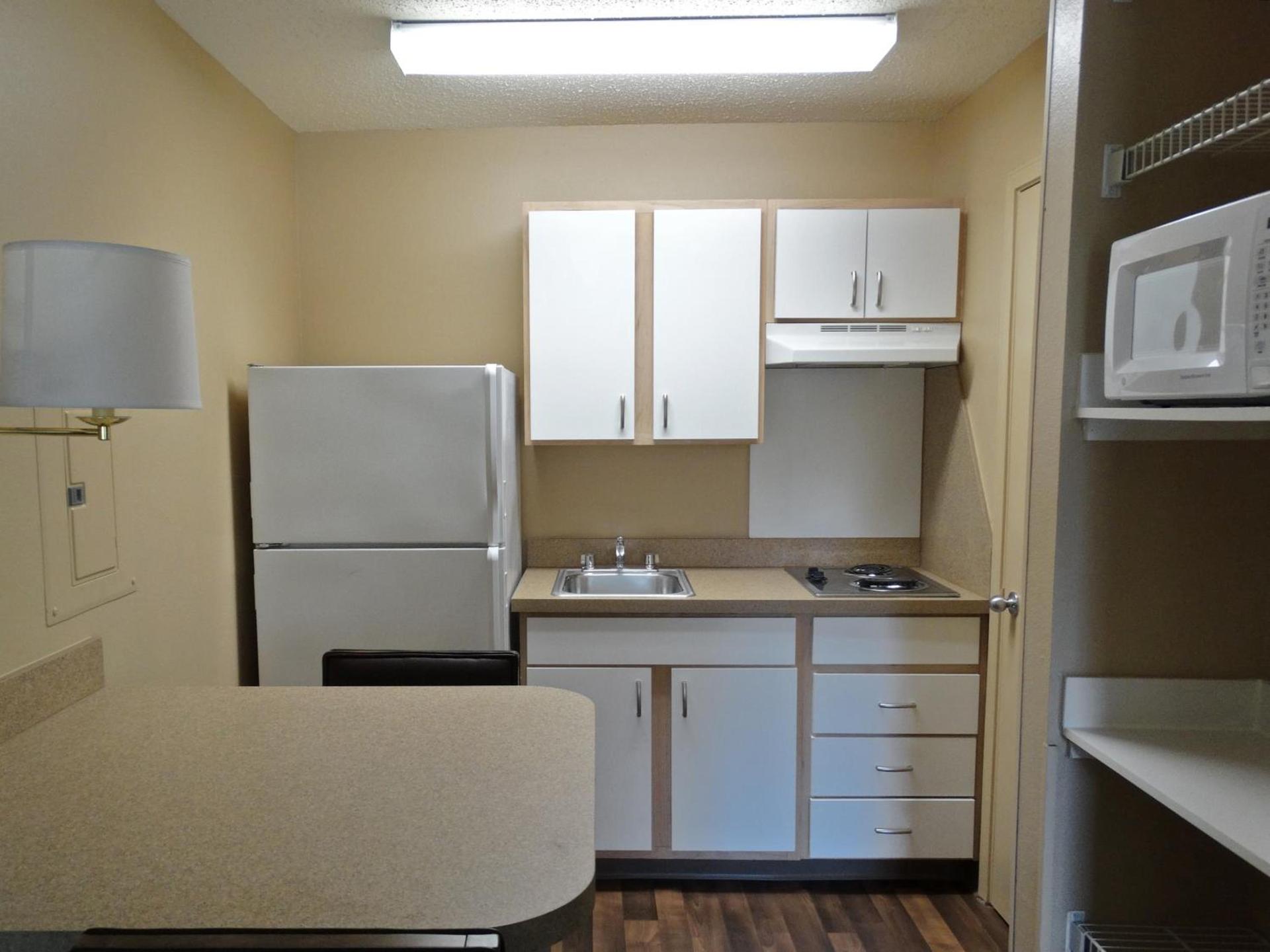 Extended Stay America Suites - Fort Worth - Medical Center photo 17