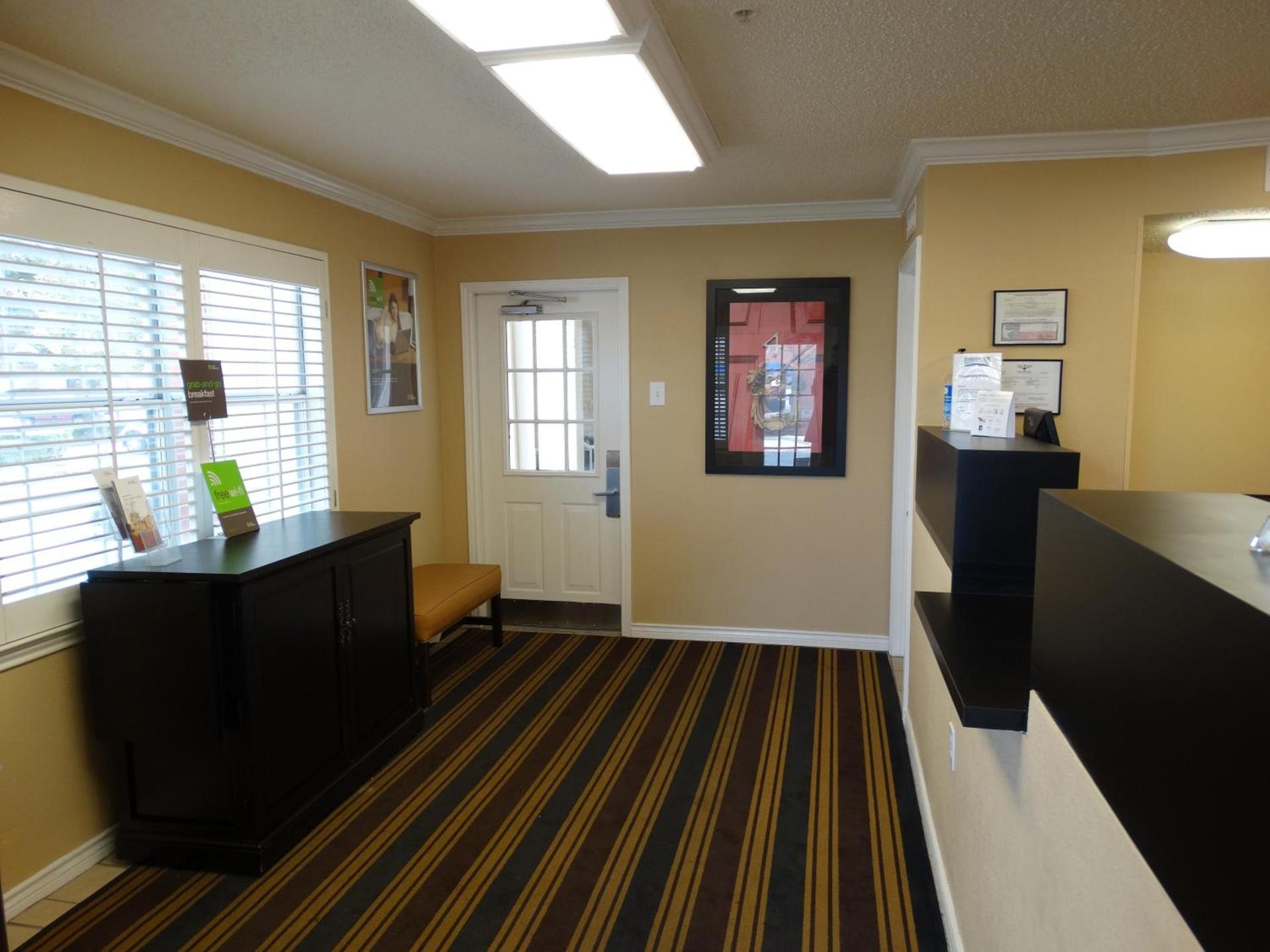 Extended Stay America Suites - Fort Worth - Medical Center photo 7