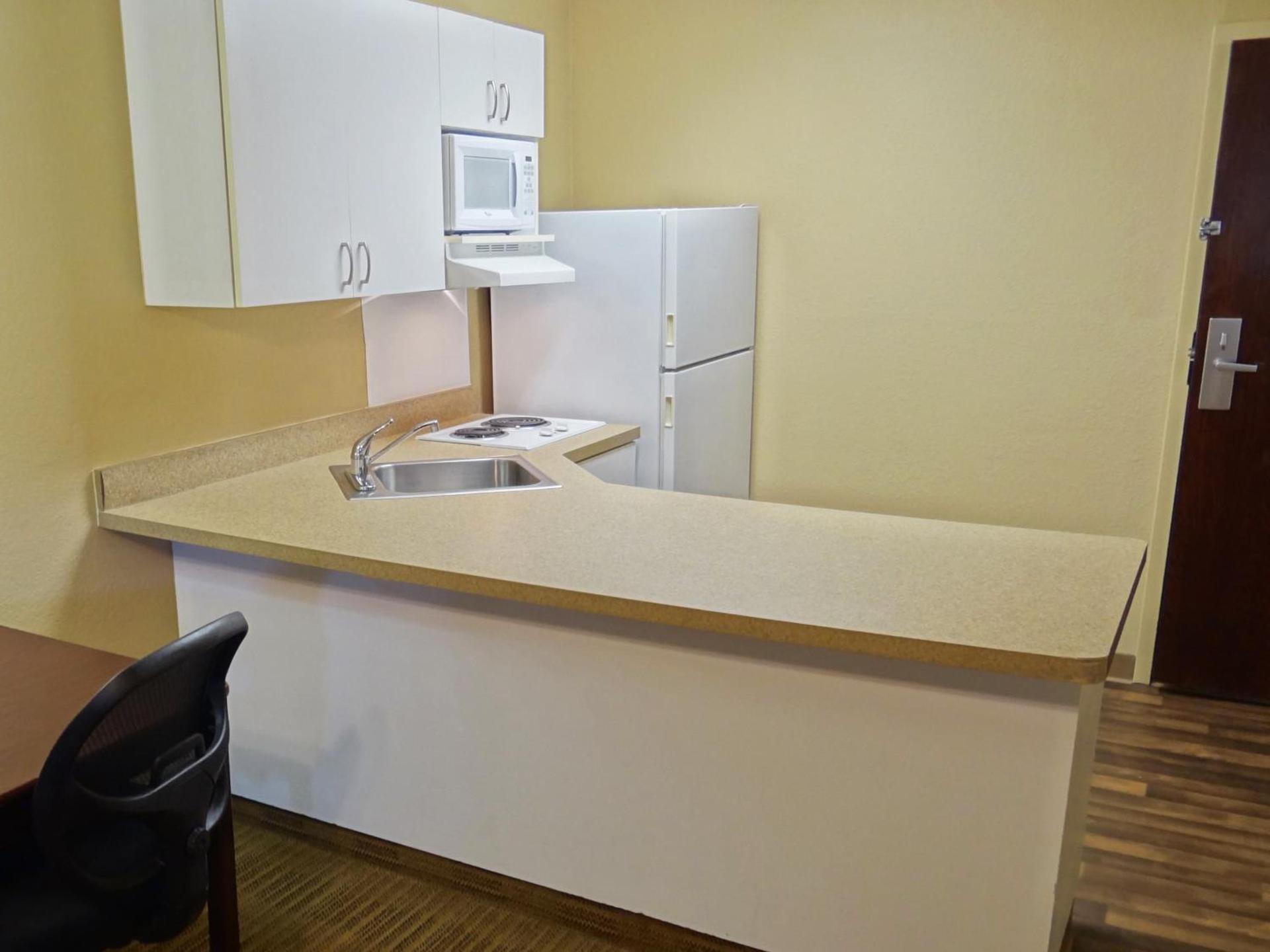 Extended Stay America Select Suites - Atlanta - Morrow photo 46