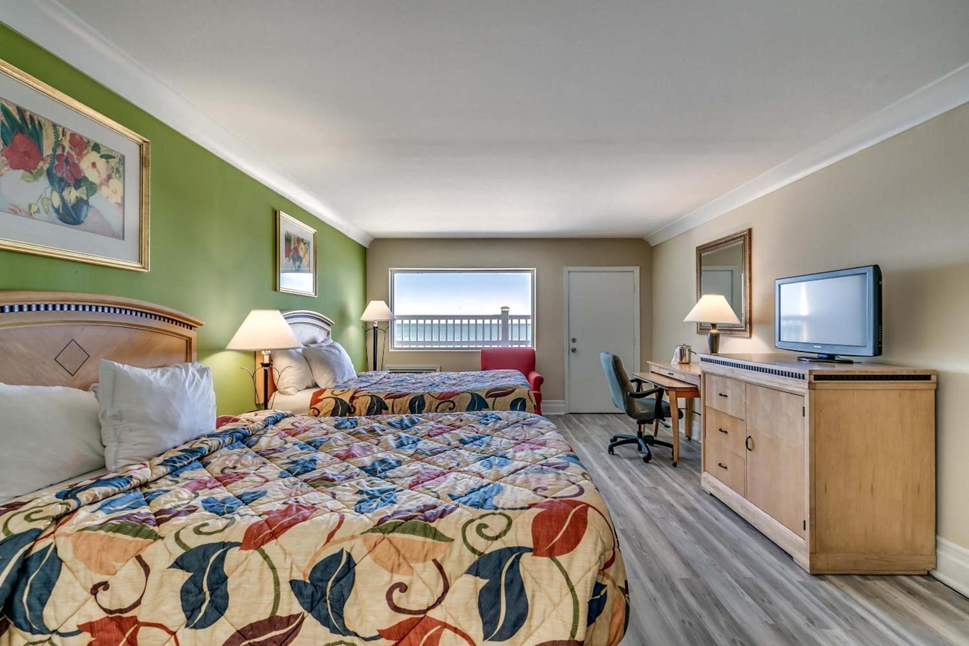 Beachcomber Inn & Suites photo 22