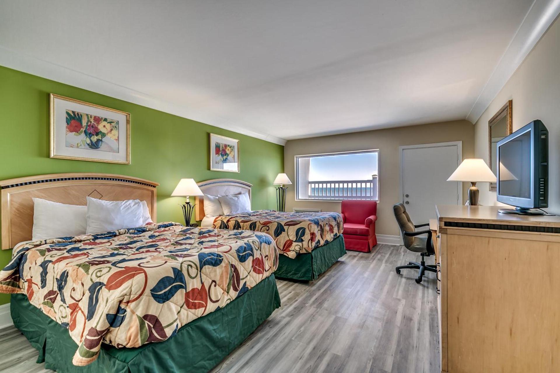 Beachcomber Inn & Suites photo 20