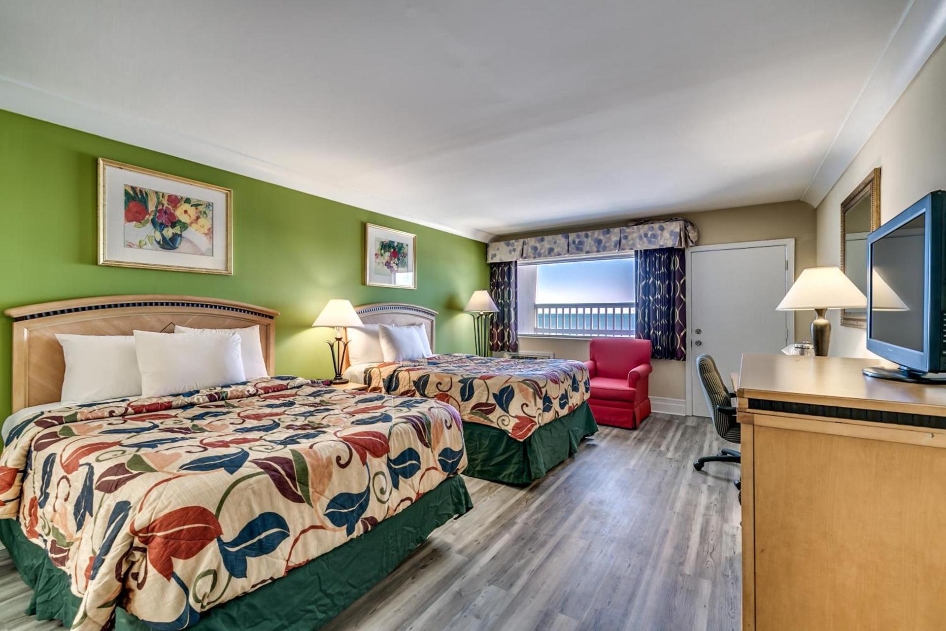 Beachcomber Inn & Suites photo 17