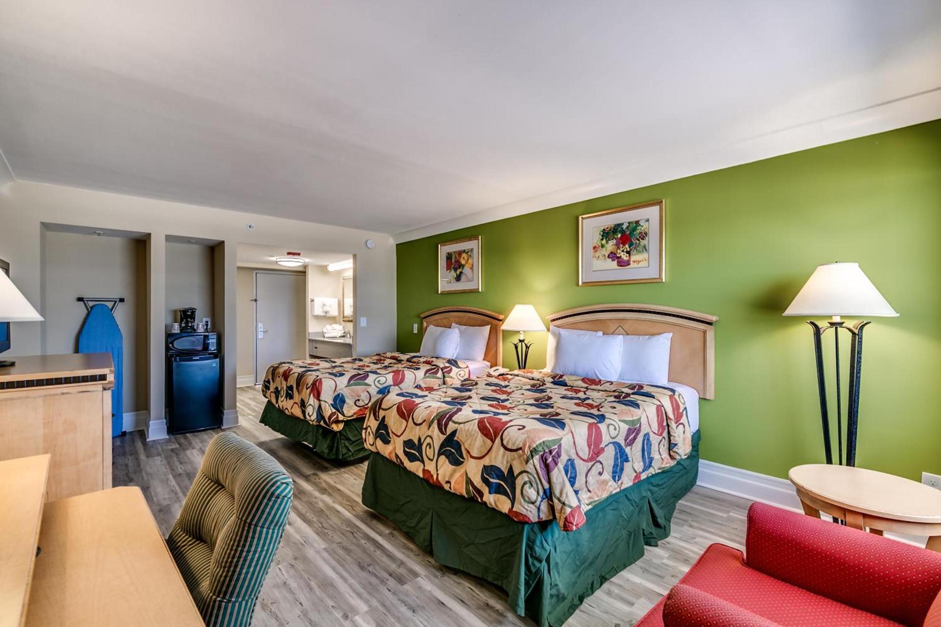Beachcomber Inn & Suites photo 5