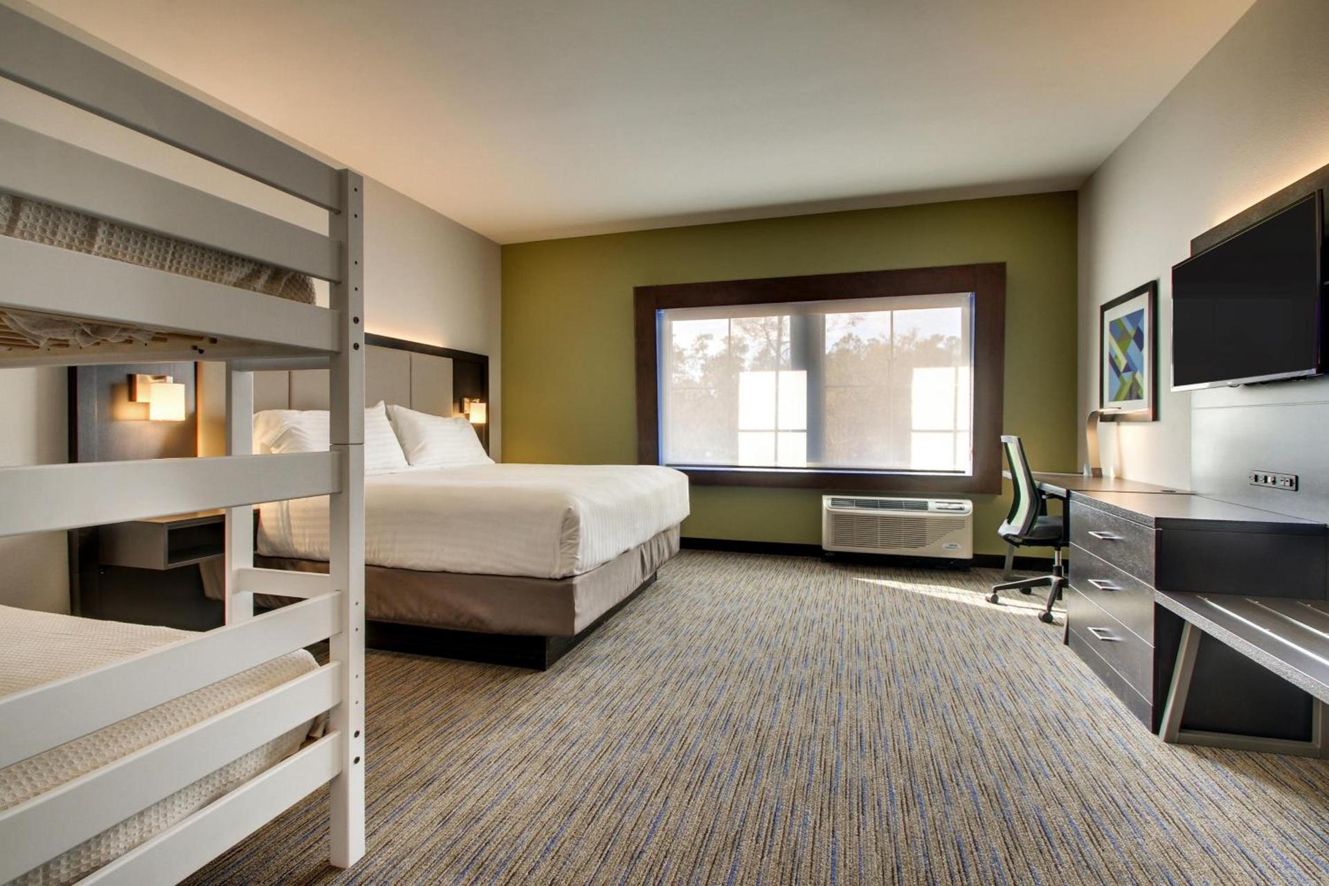 Holiday Inn Express & Suites Charleston NE Mt Pleasant US17 by IHG photo 15