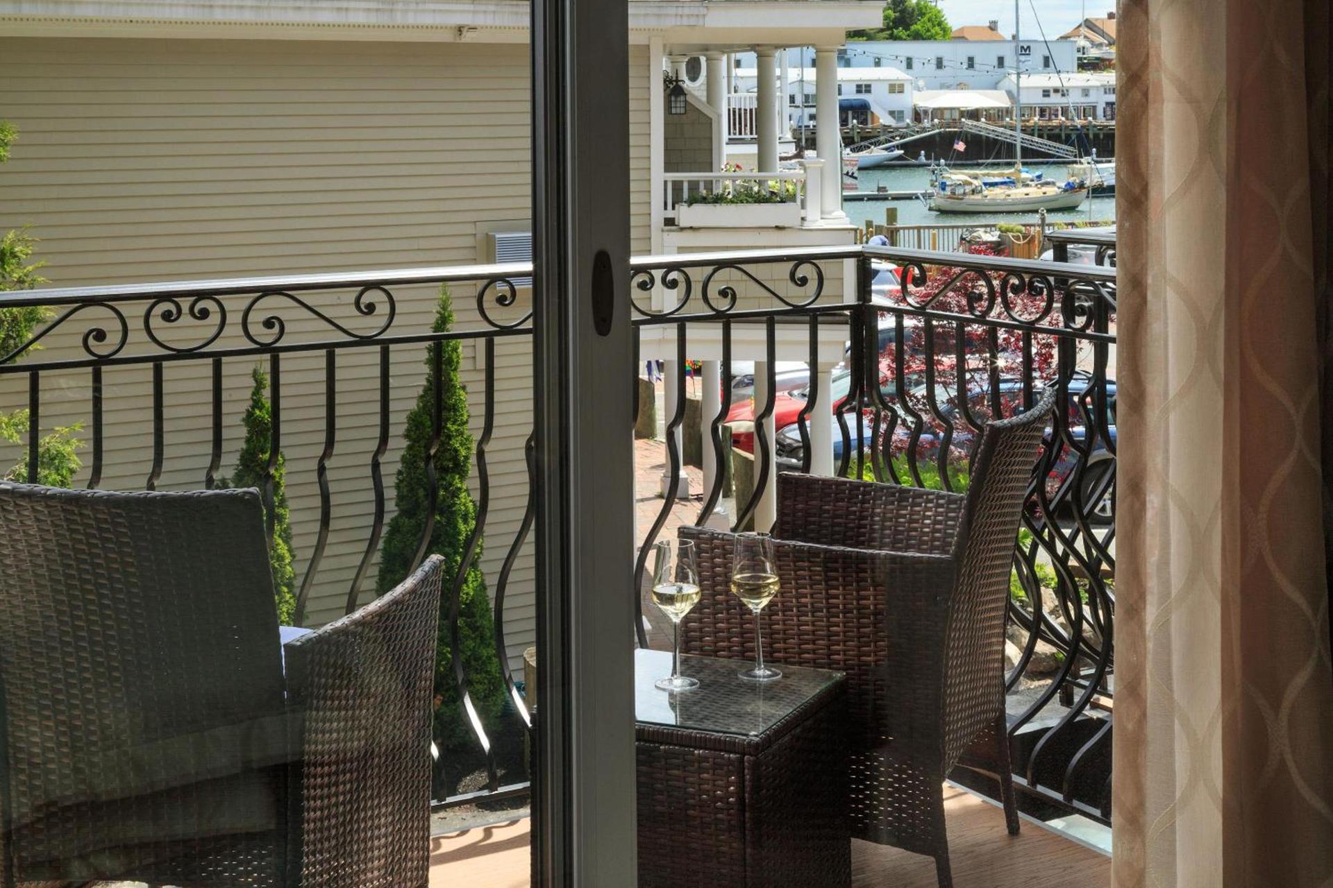 16 Bay View photo 12