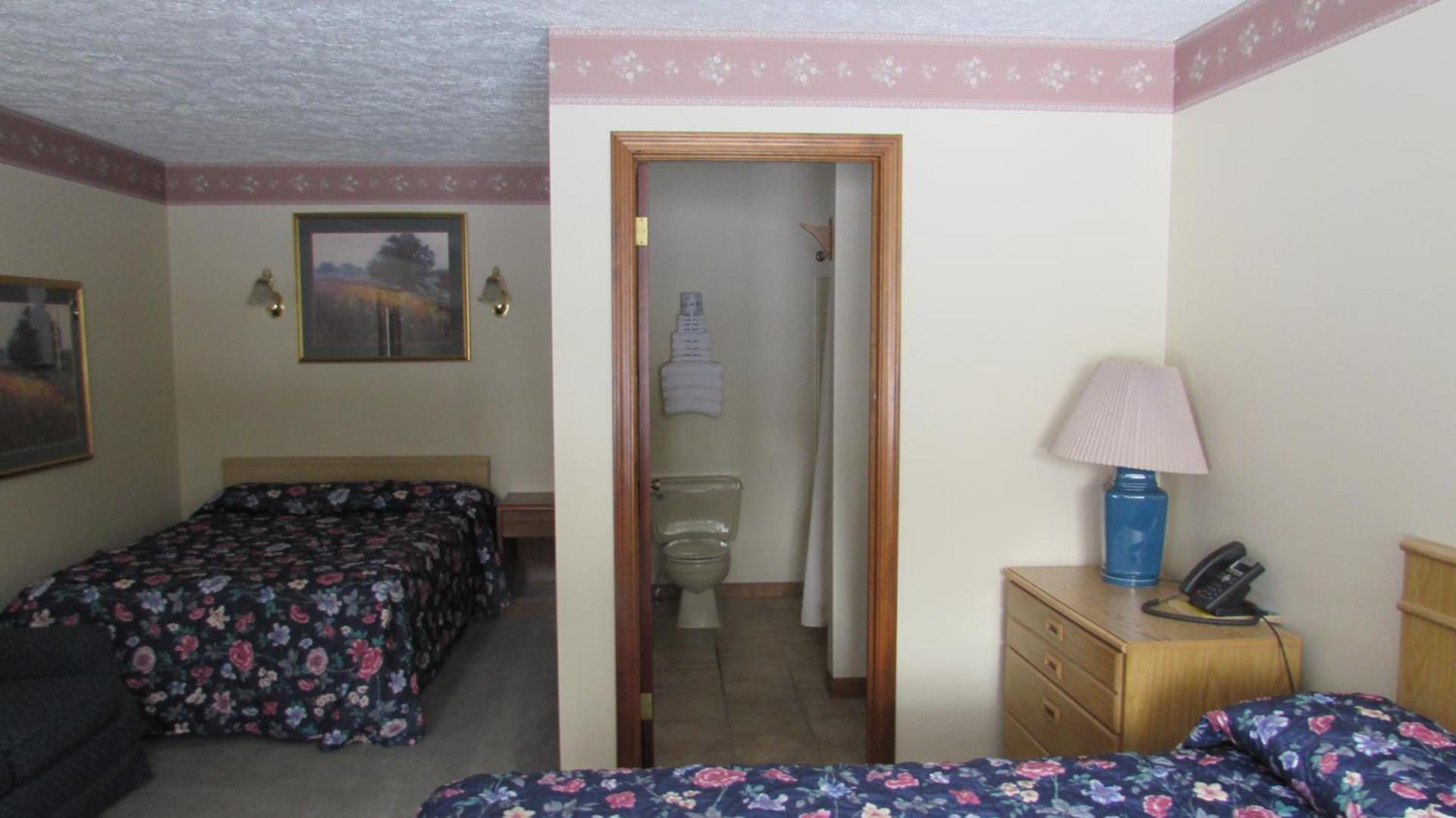 Woodland Motor Lodge photo 2