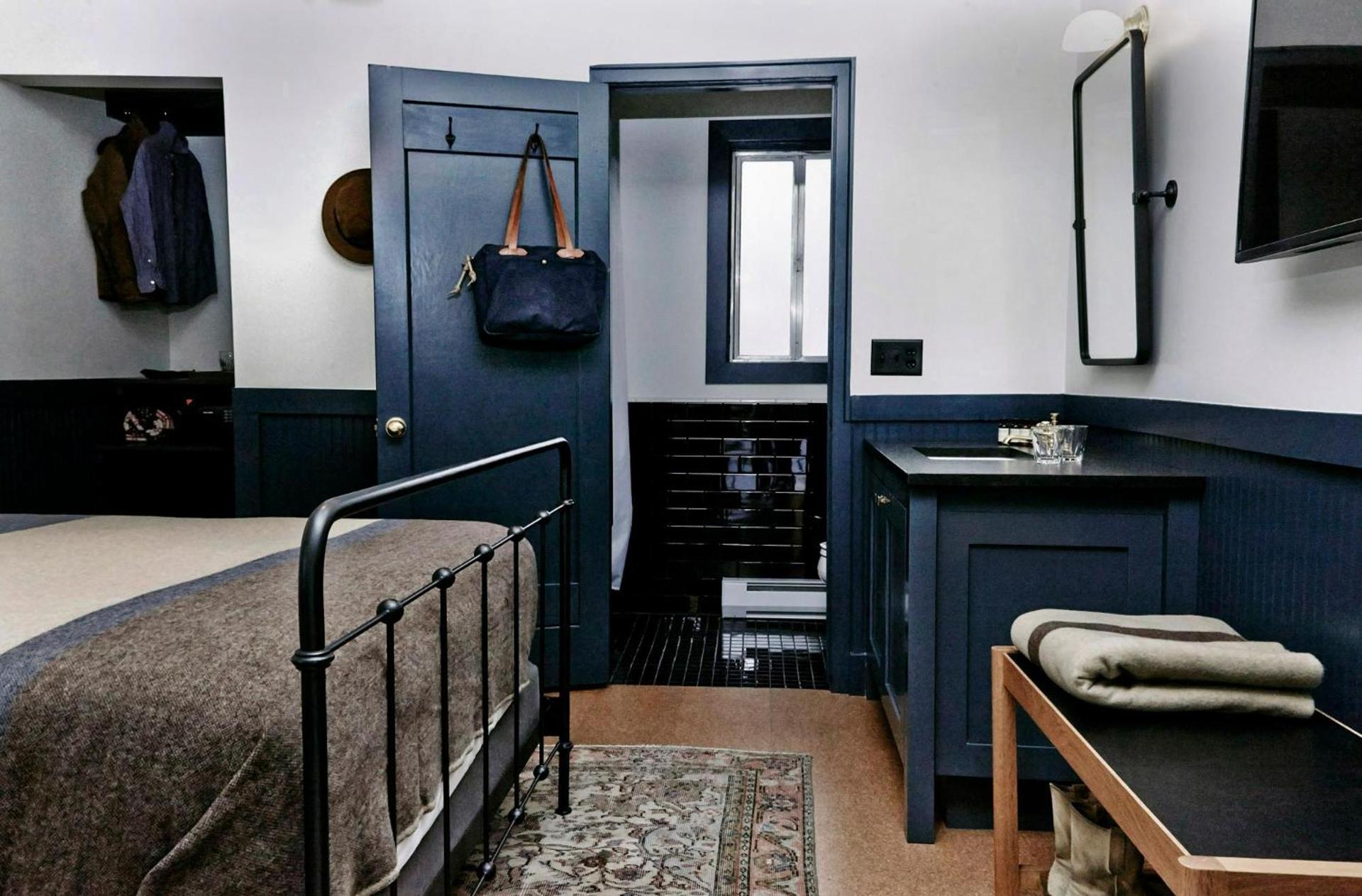 Anvil Hotel photo 9