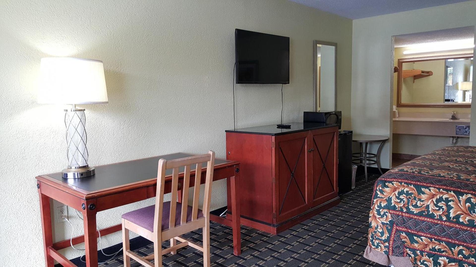 American Inn Columbia photo 24