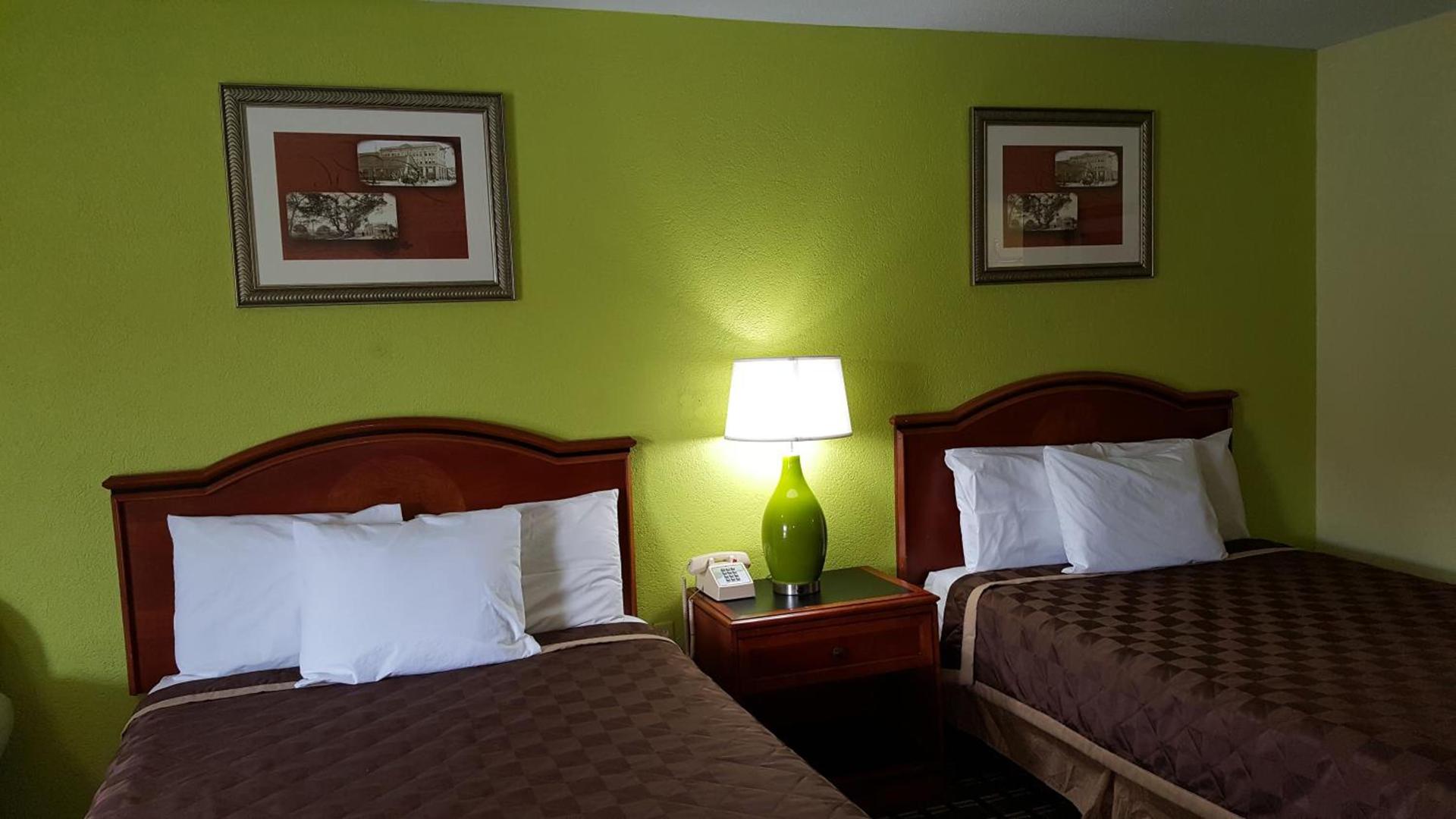 American Inn Columbia photo 13