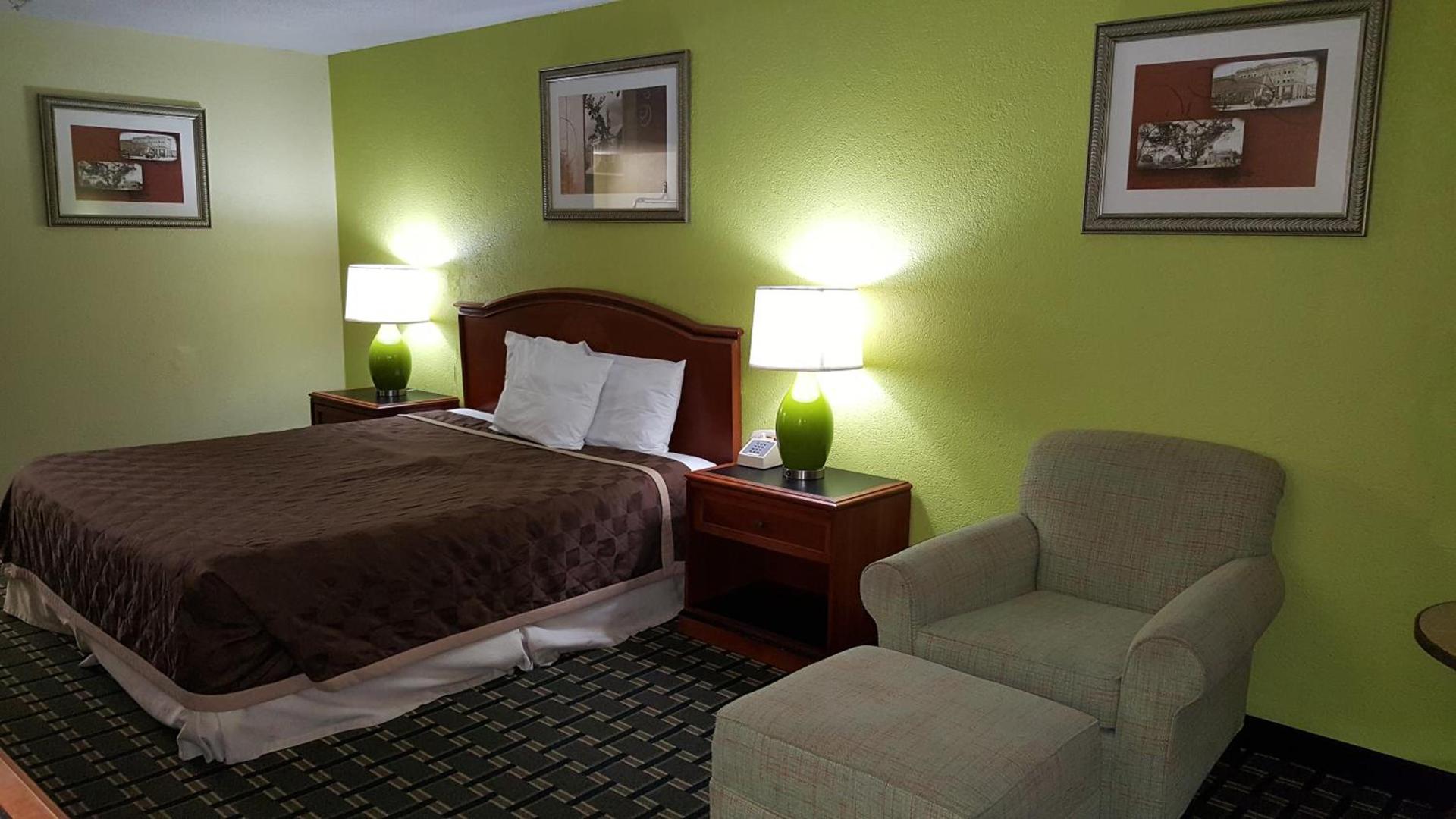 American Inn Columbia photo 8