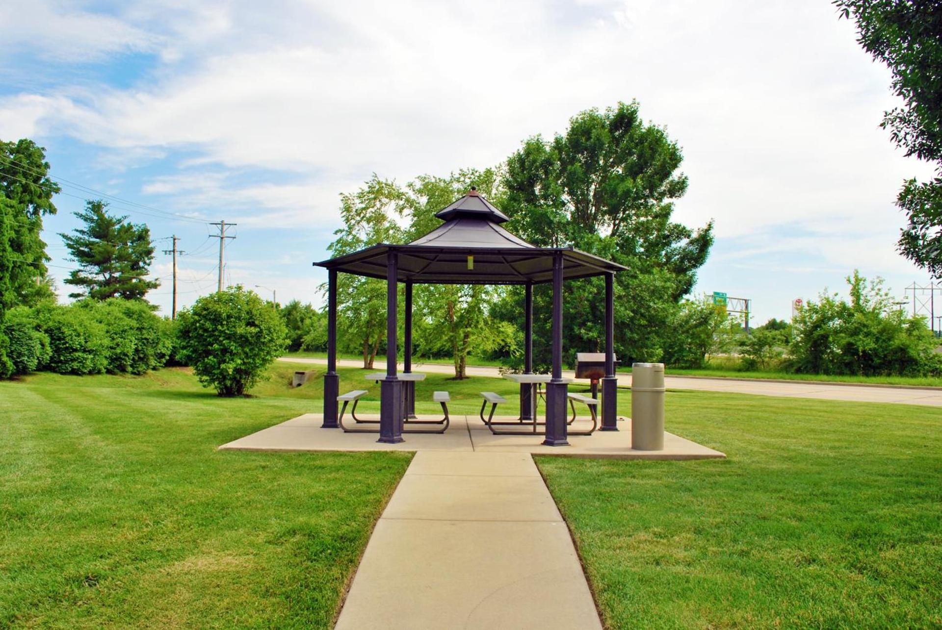 Extended Stay America Select Suites - St Louis - O' Fallon, IL photo 31
