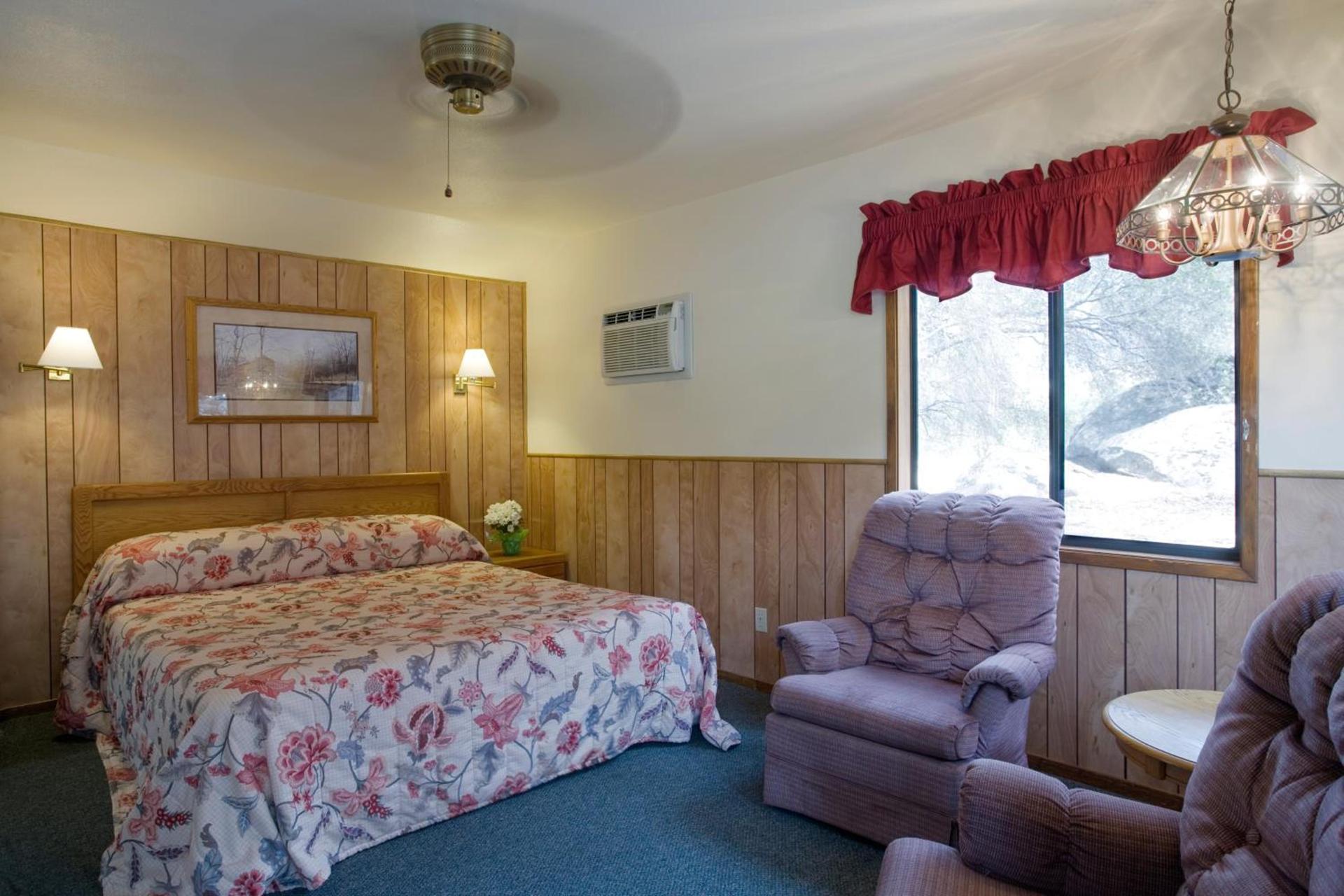 Lazy J Ranch Motel photo 15