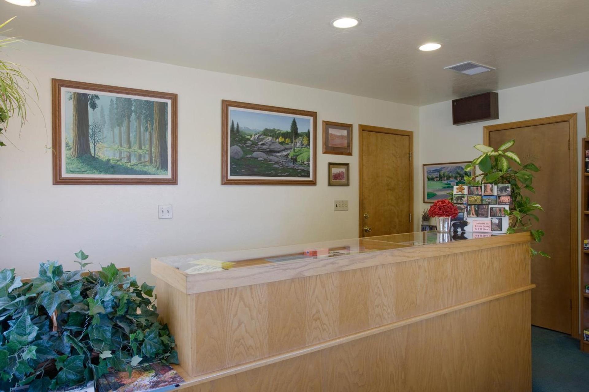 Lazy J Ranch Motel photo 19