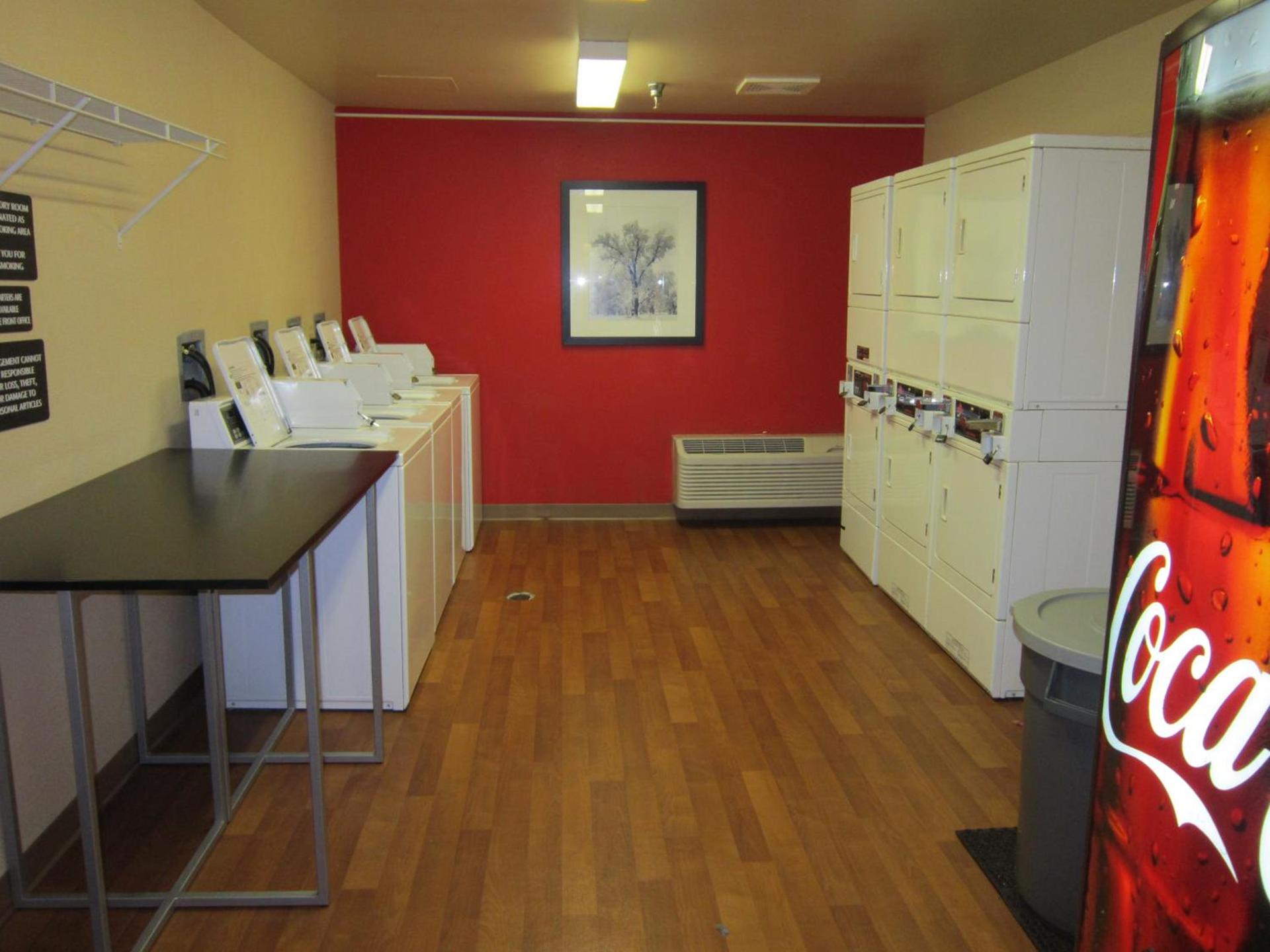 Extended Stay America Suites - Richmond - Hilltop Mall photo 54