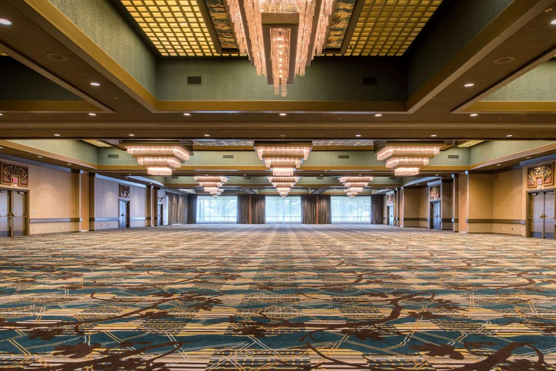 Red Lion Hotel Pasco Airport & Conference Center photo 36