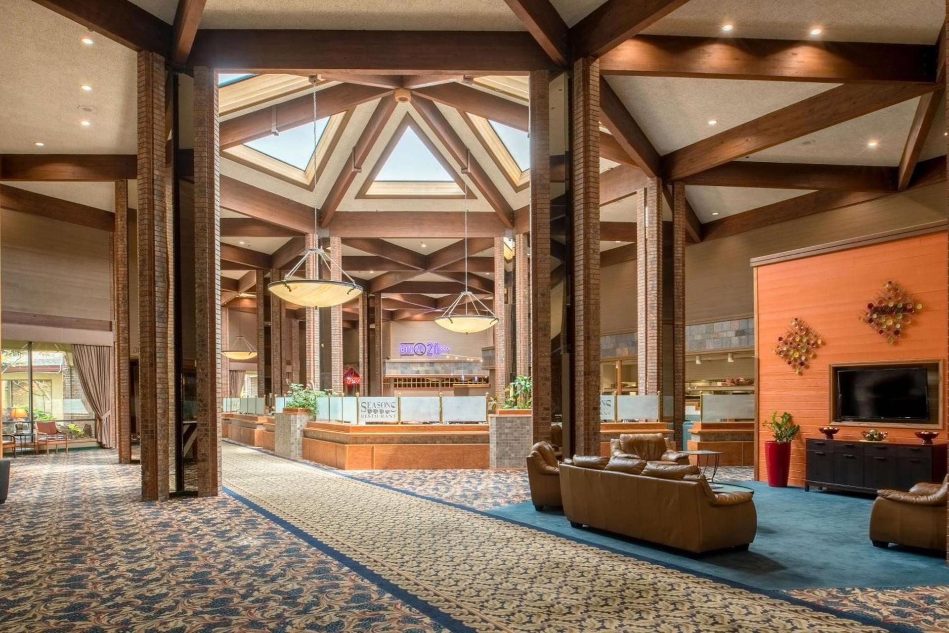 Red Lion Hotel Pasco Airport & Conference Center photo 10