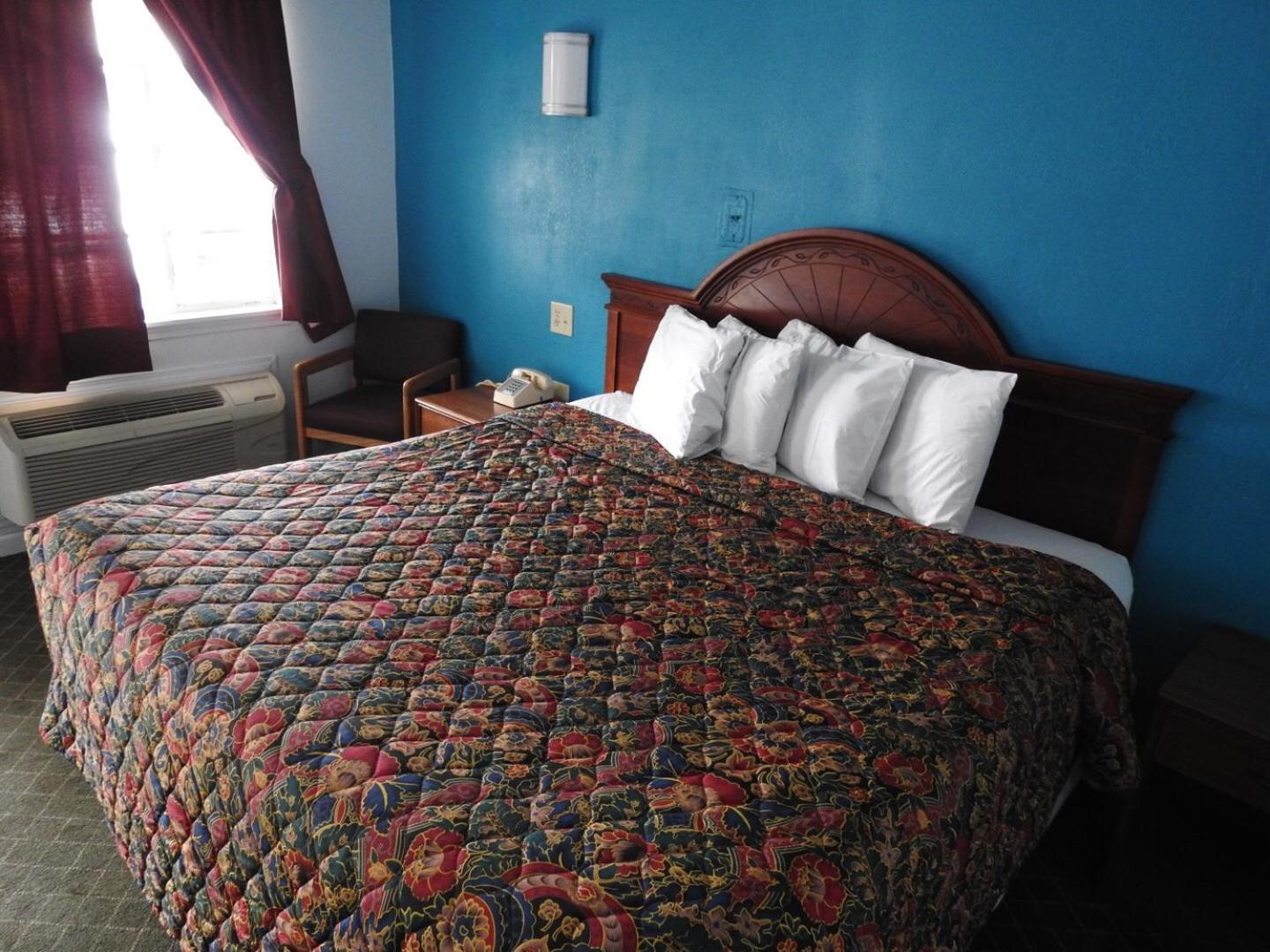 Mayo Inn photo 25