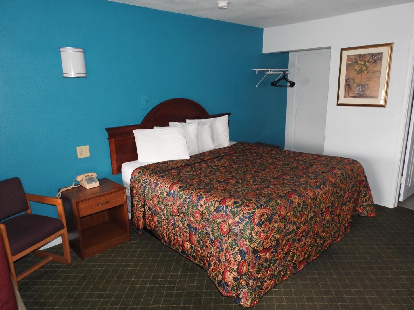 Mayo Inn photo 22