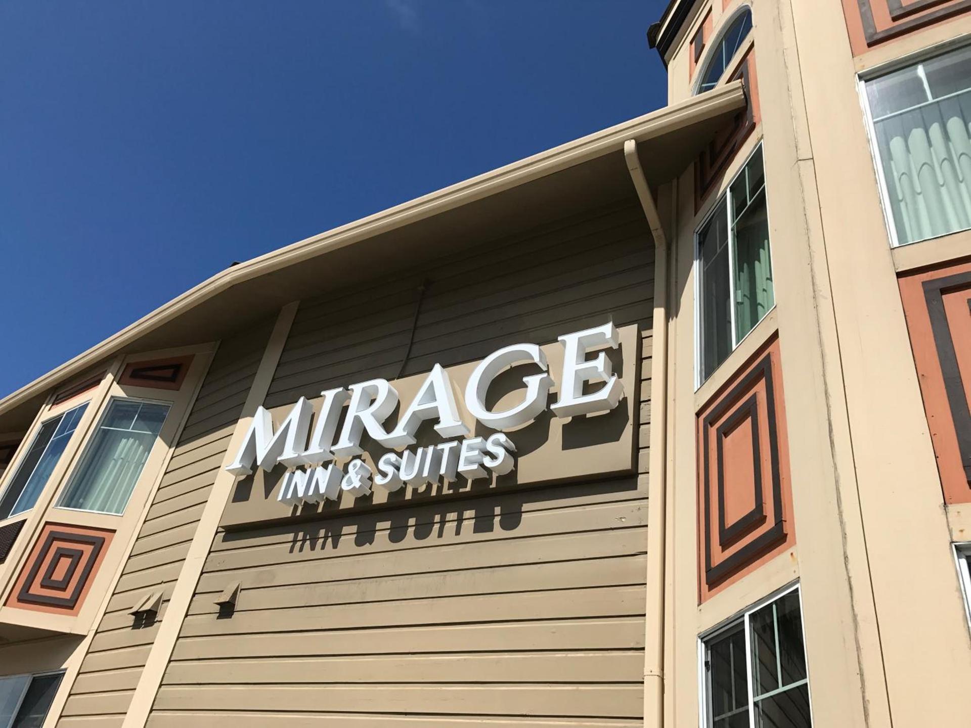Mirage Inn & Suites photo 32