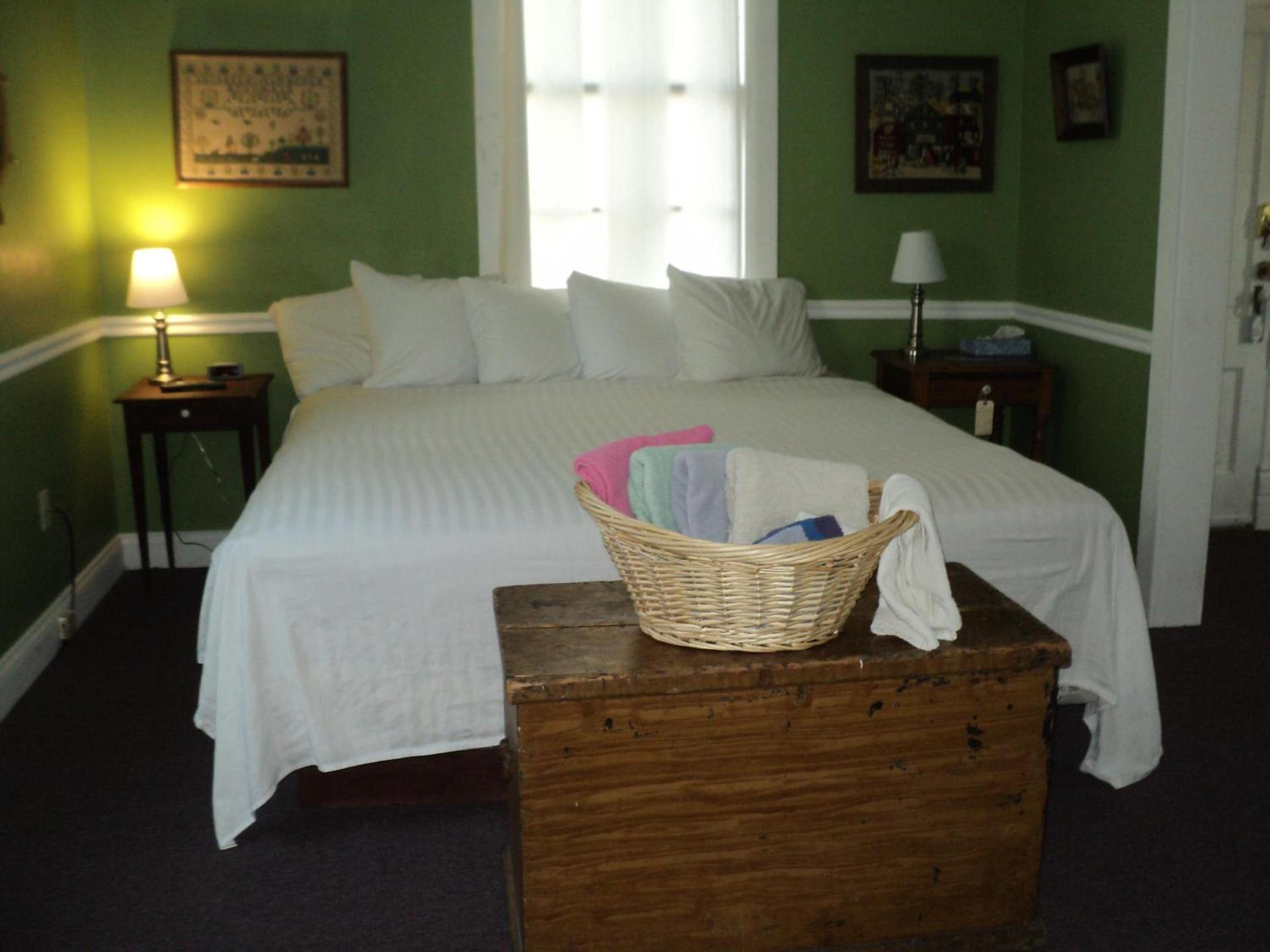 Harbor Haus Inn & Suites photo 35