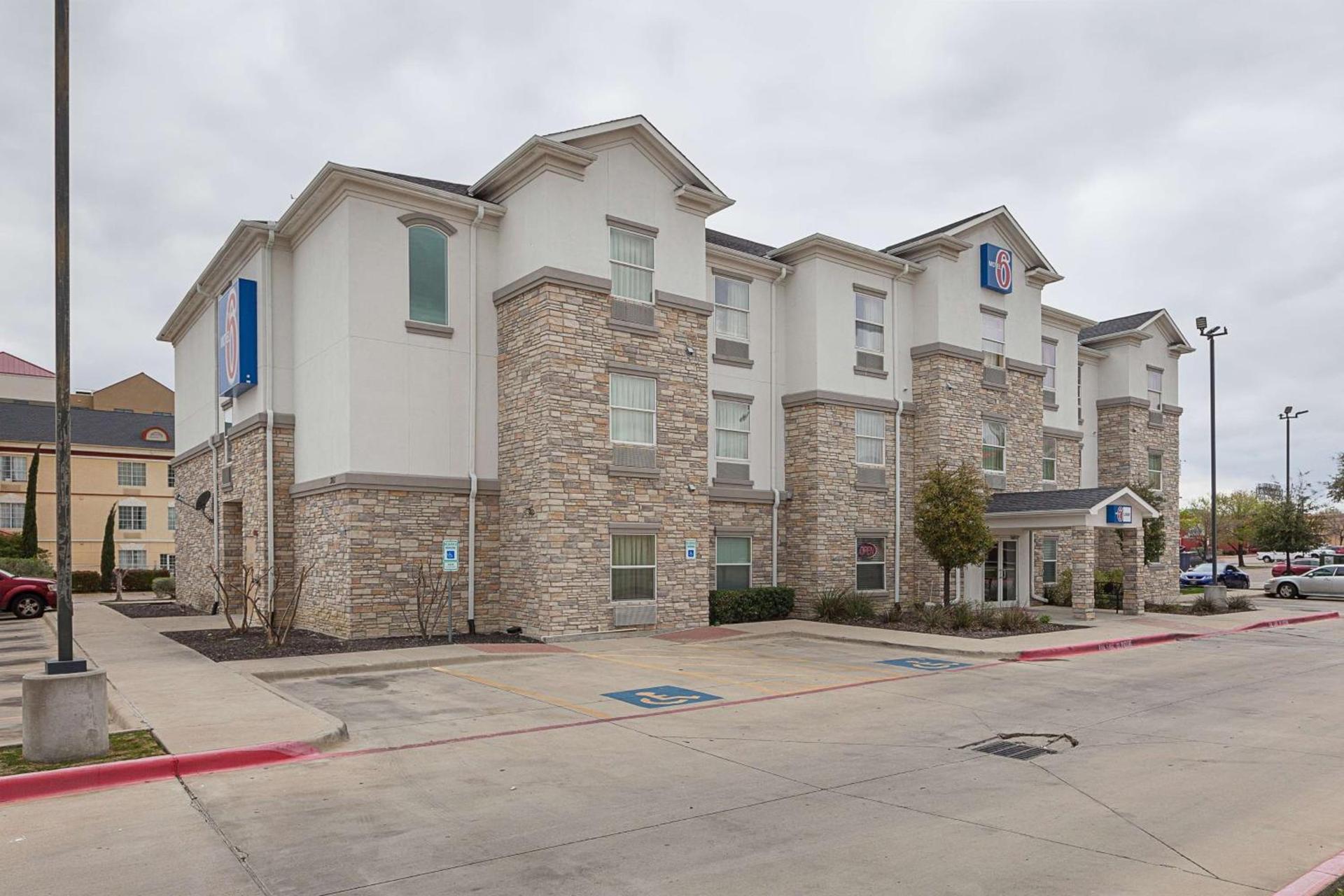 Motel 6-Fort Worth, TX photo 3
