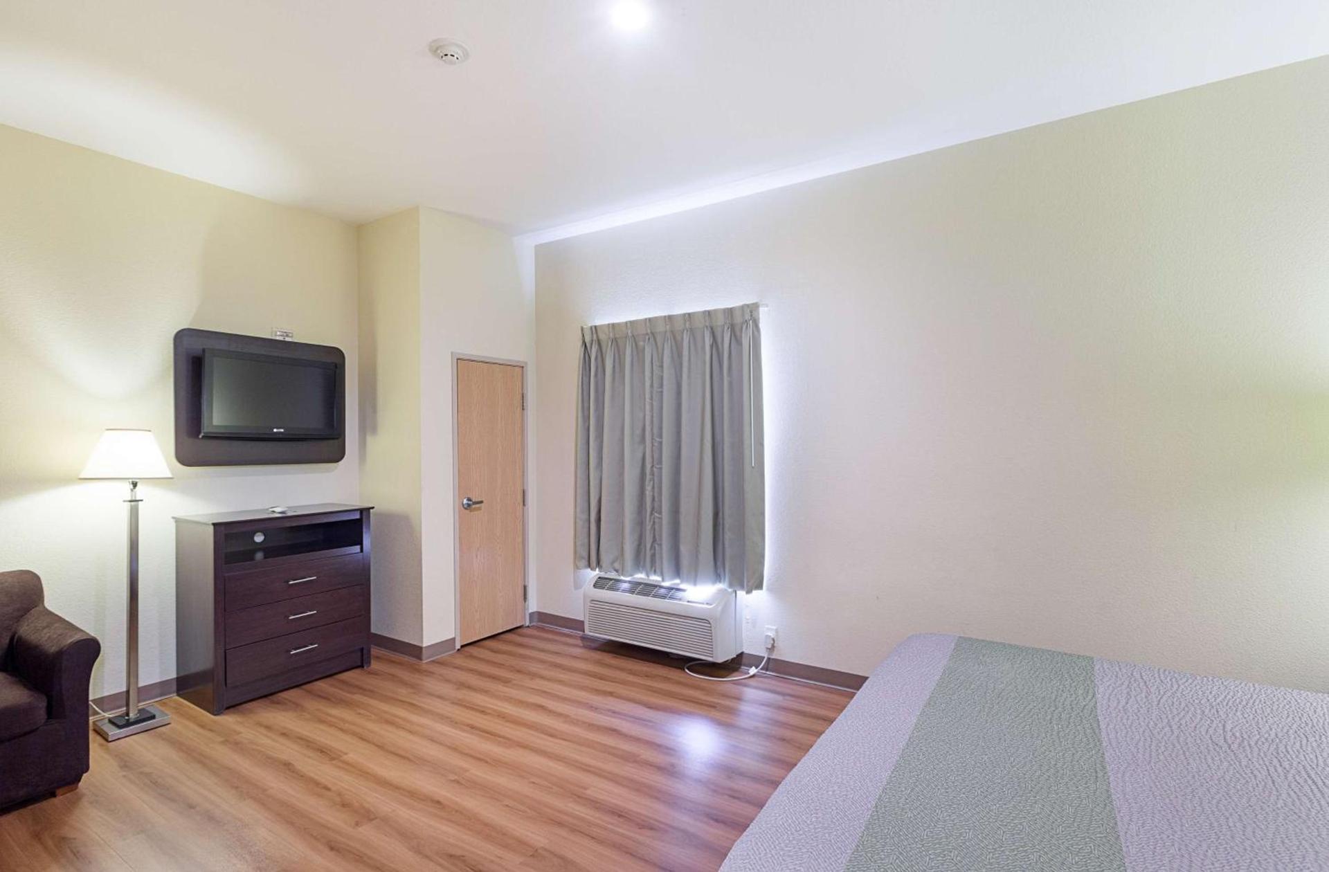 Motel 6-Fort Worth, TX photo 8