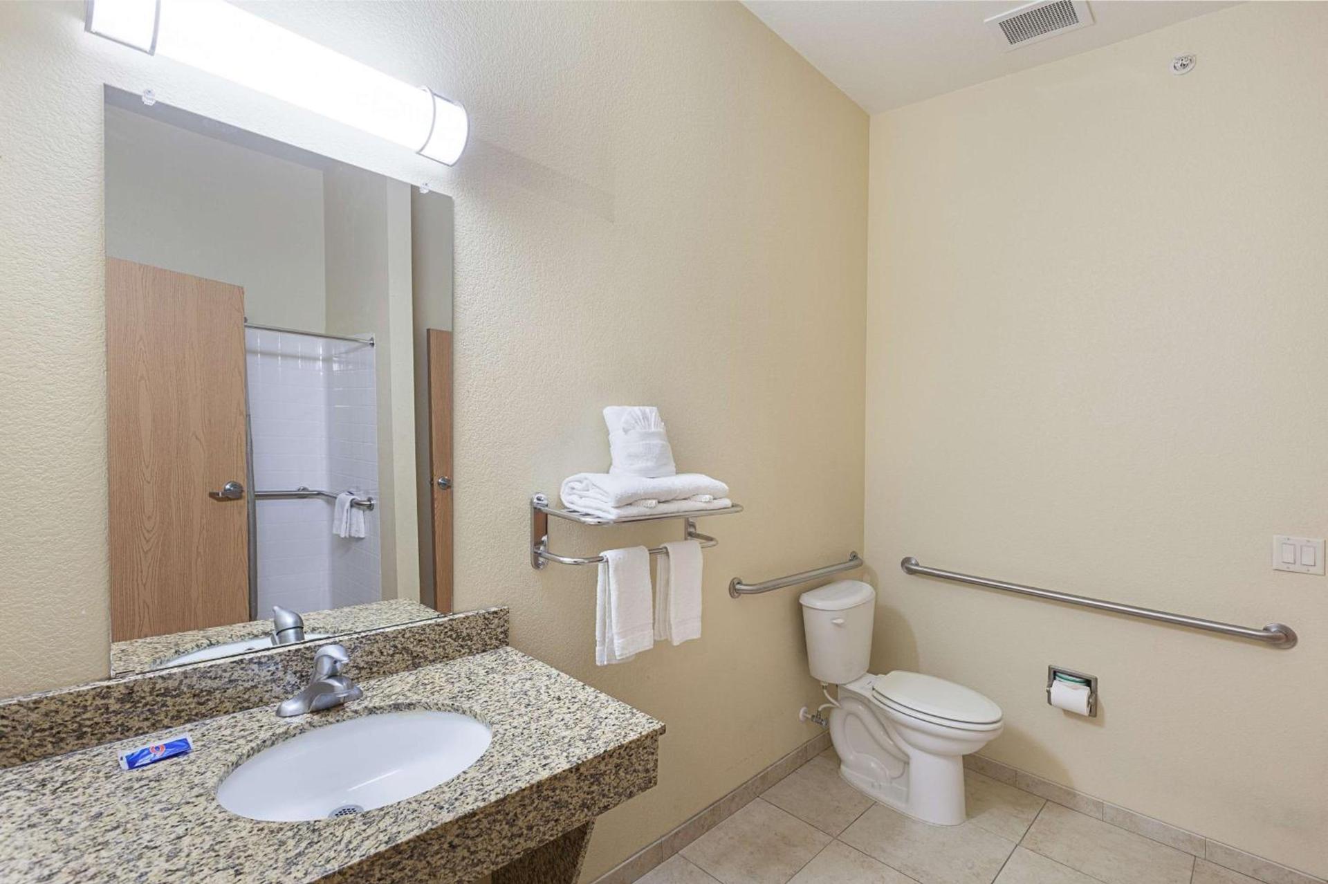 Motel 6-Fort Worth, TX photo 23