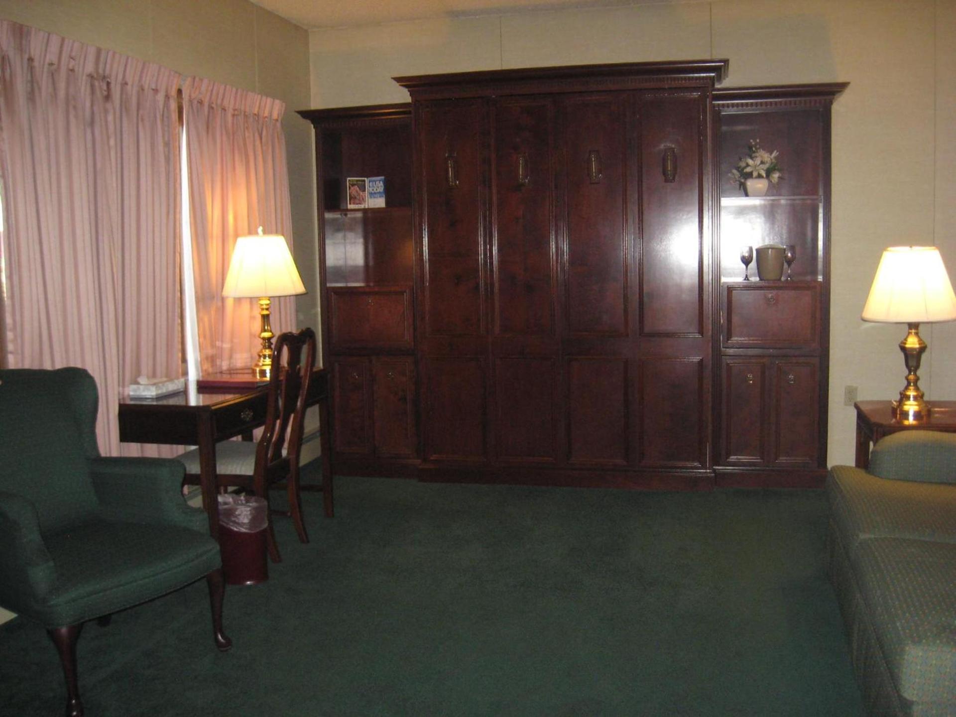 Lockport Inn and Suites photo 3