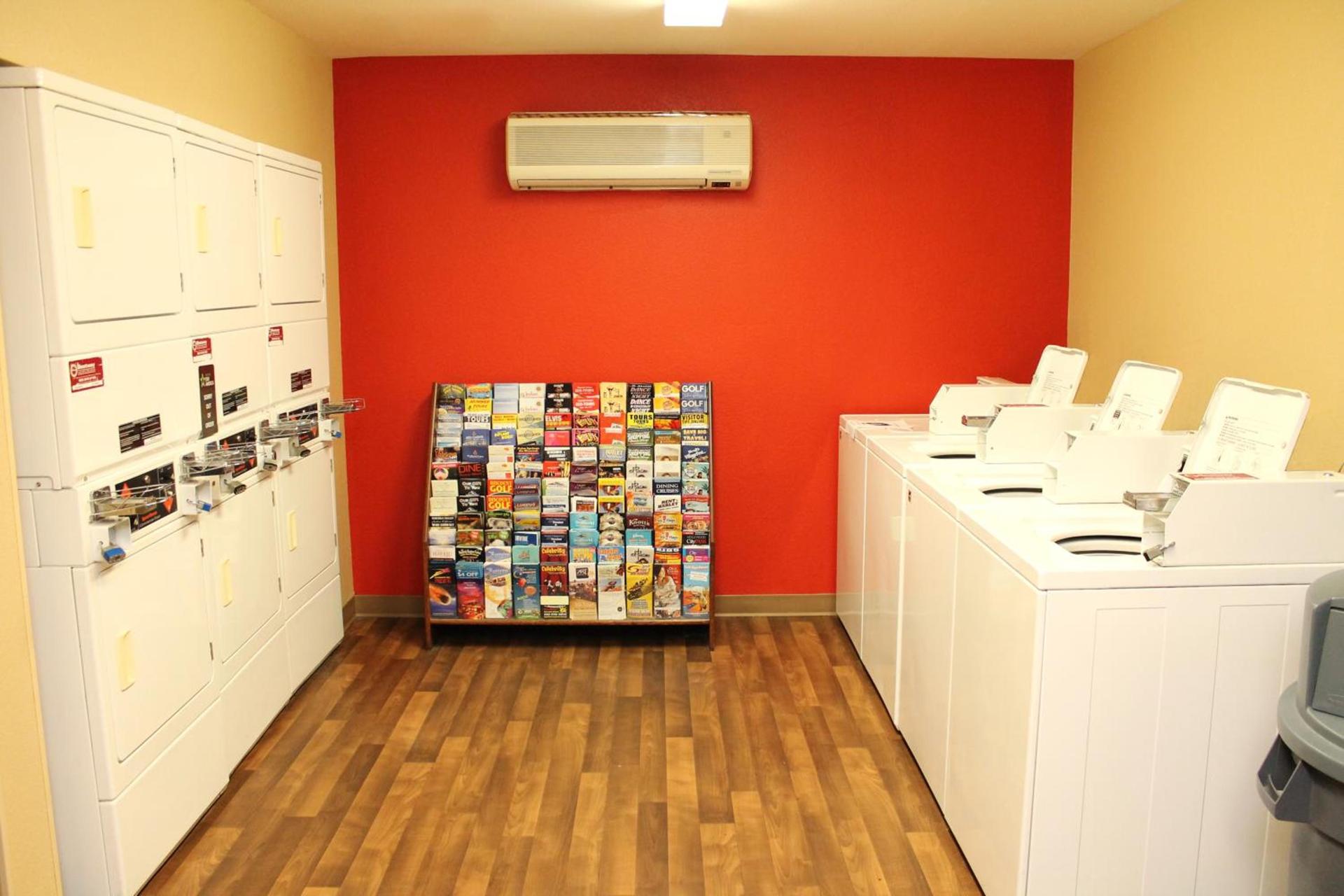 Extended Stay America Suites - Palm Springs - Airport photo 56