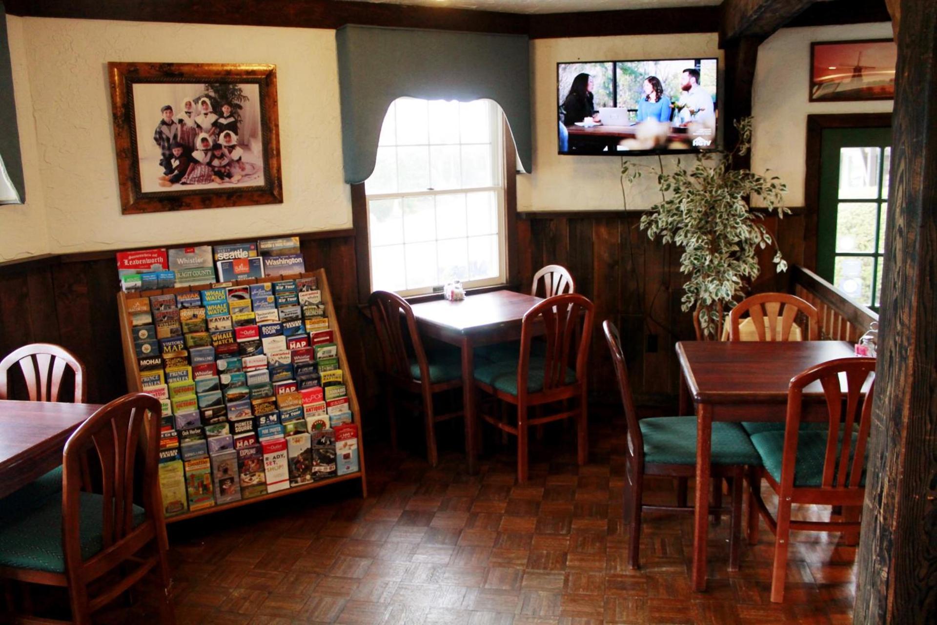 Auld Holland Inn photo 27