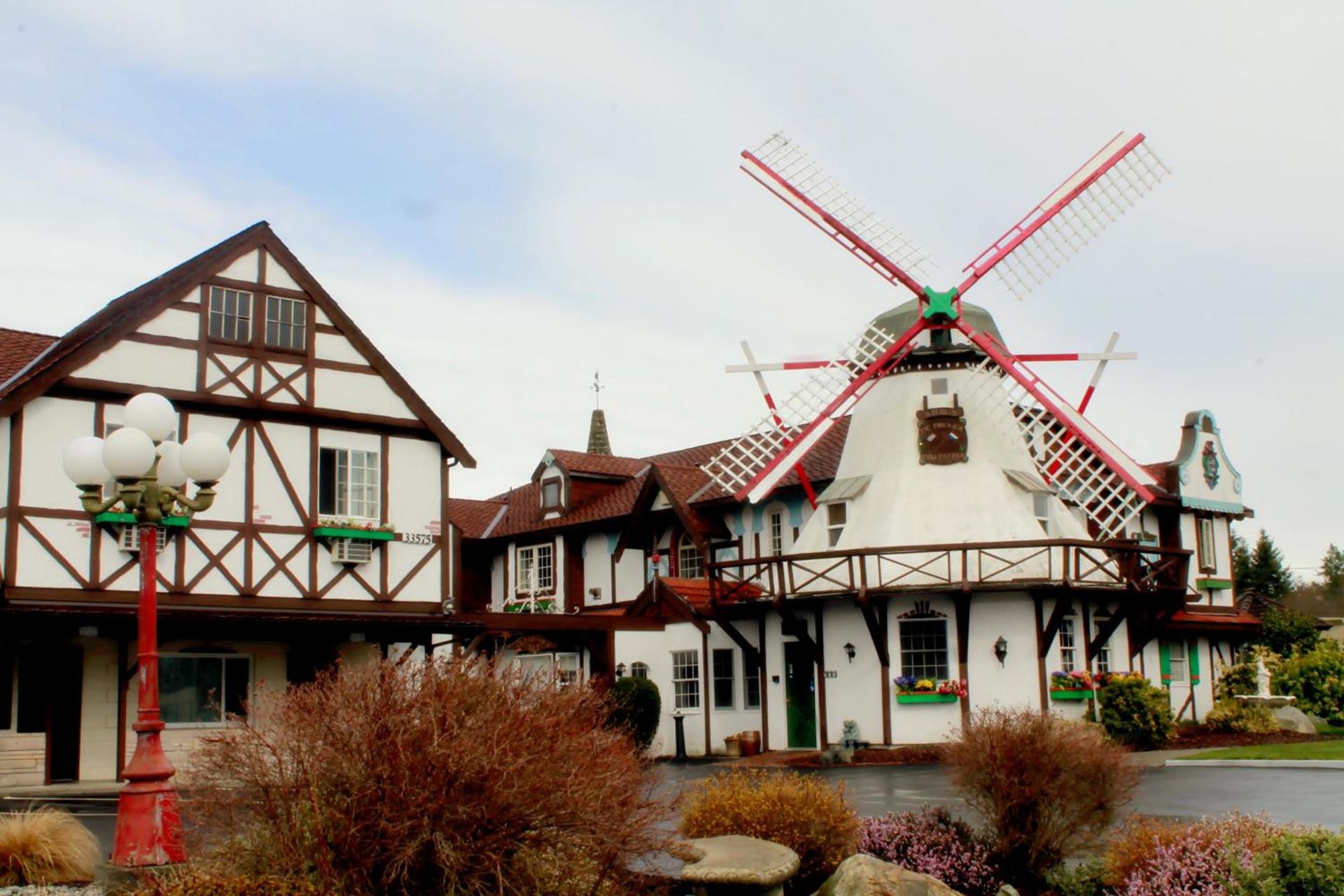 Auld Holland Inn photo 21