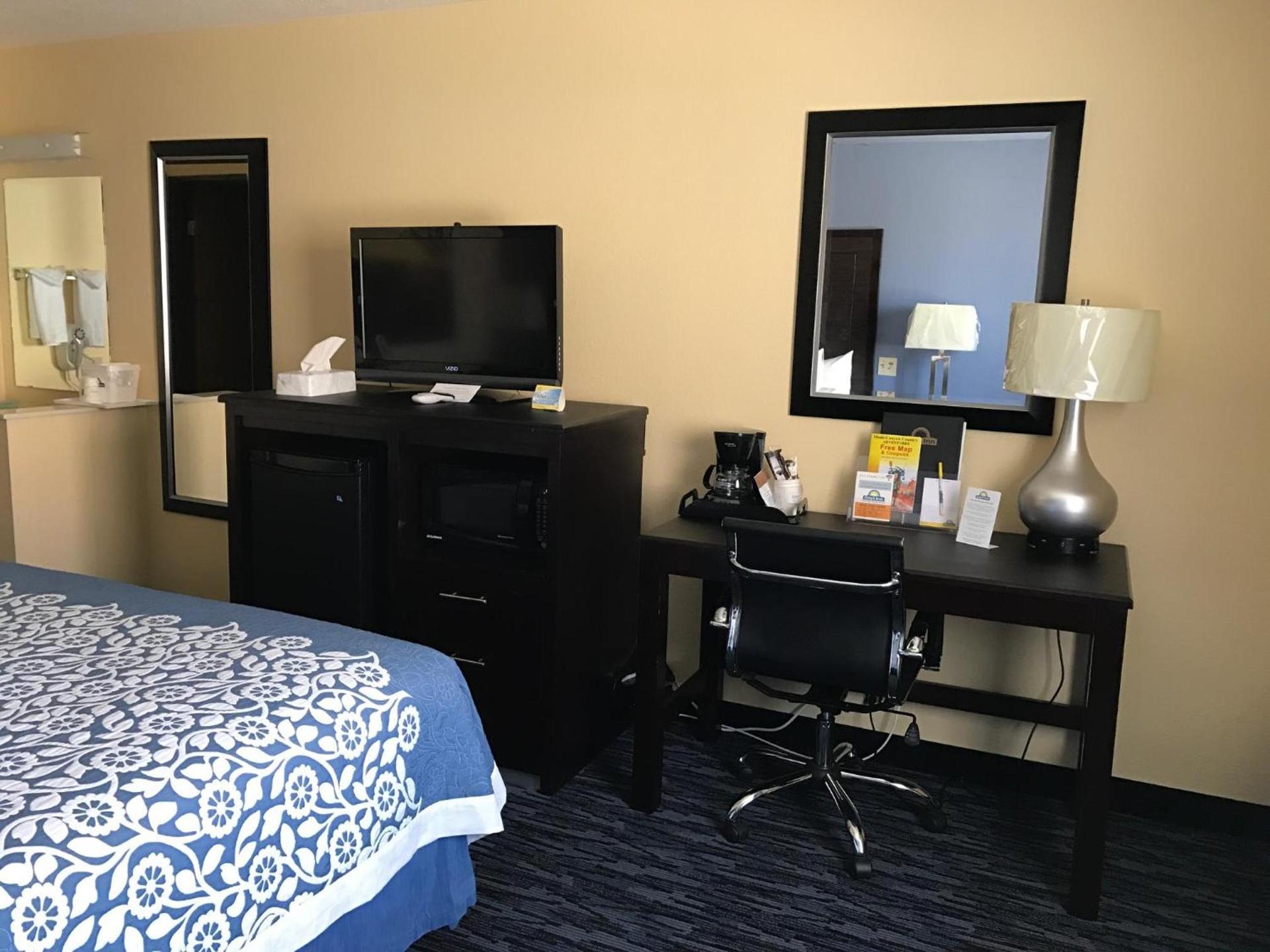 Days Inn by Wyndham Moab photo 21
