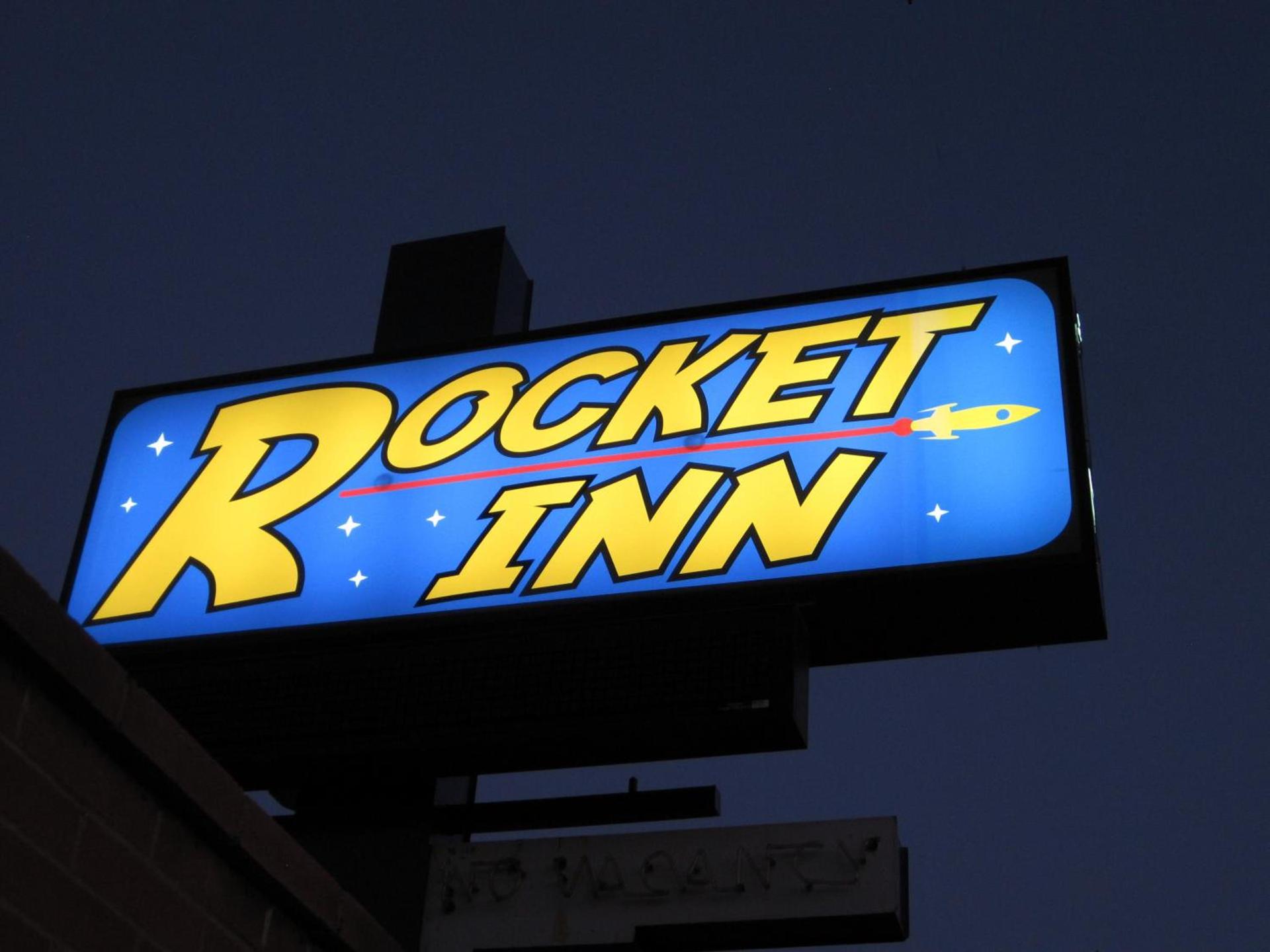 Rocket Inn photo 43