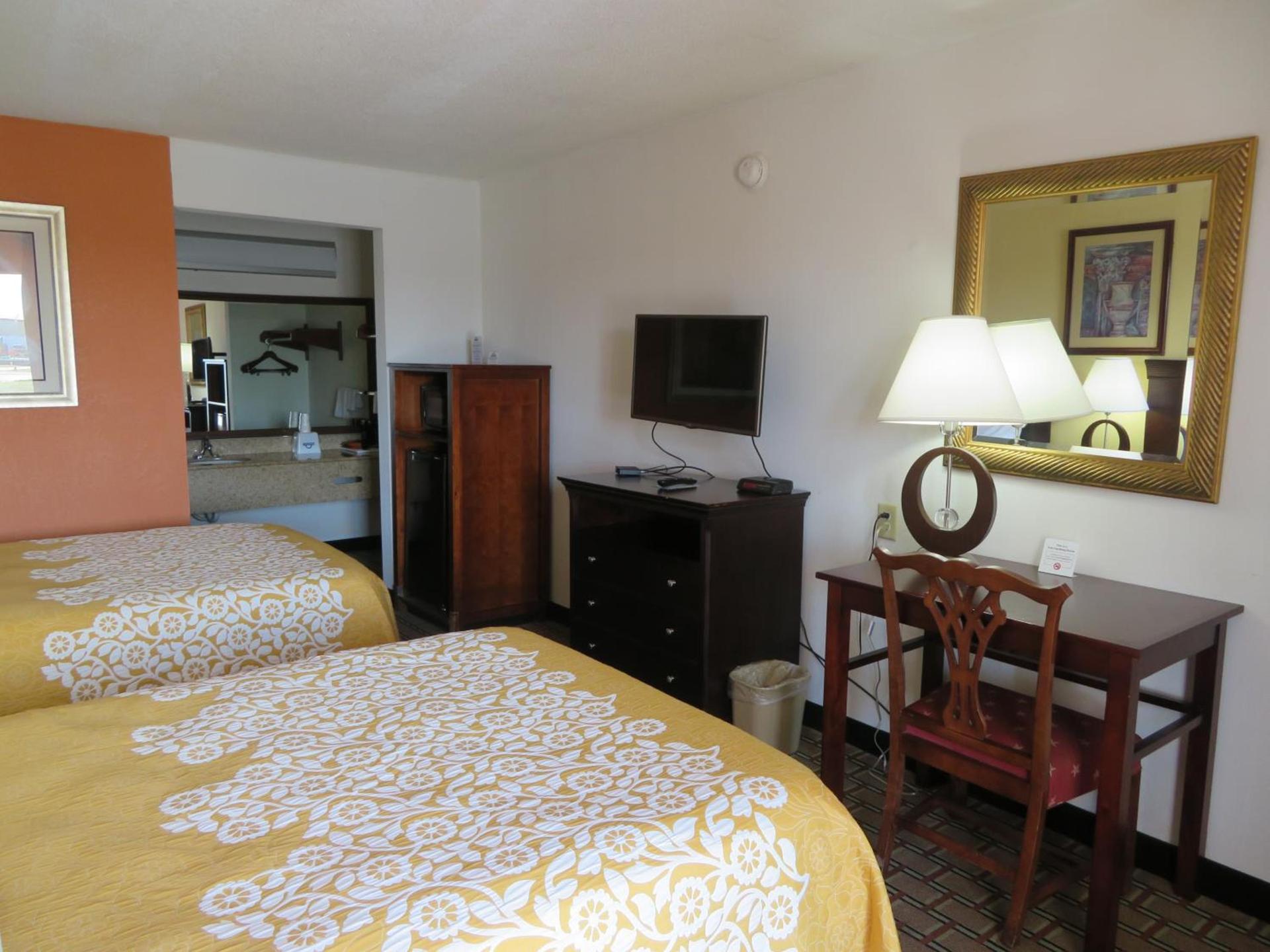 Days Inn by Wyndham Blytheville photo 14